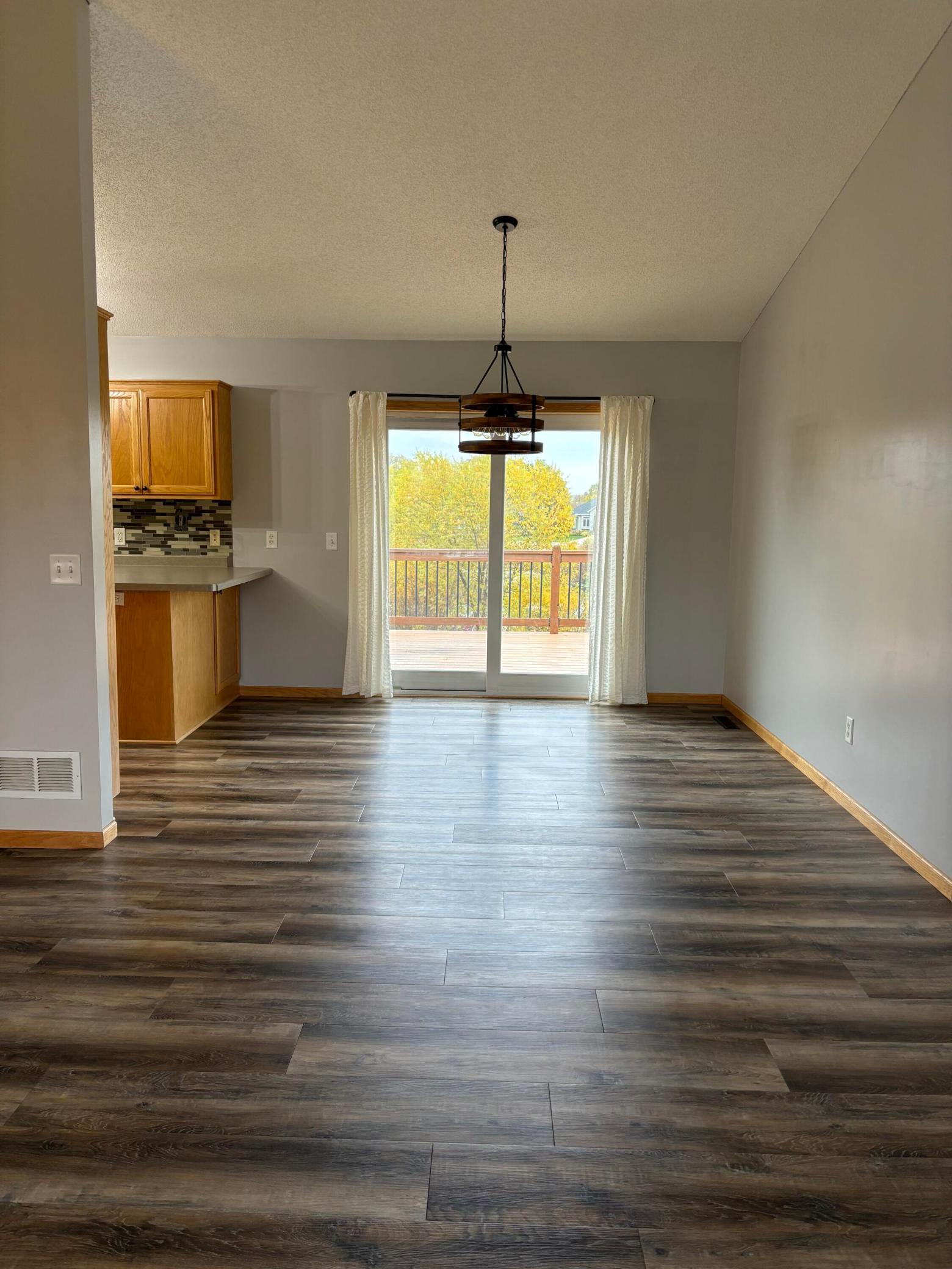 View of Residential at 911 Morrison Avenue, Annandale MN 55302, Annandale (59 of 211) - Mike Wilen | Minnesota Team Real Estate