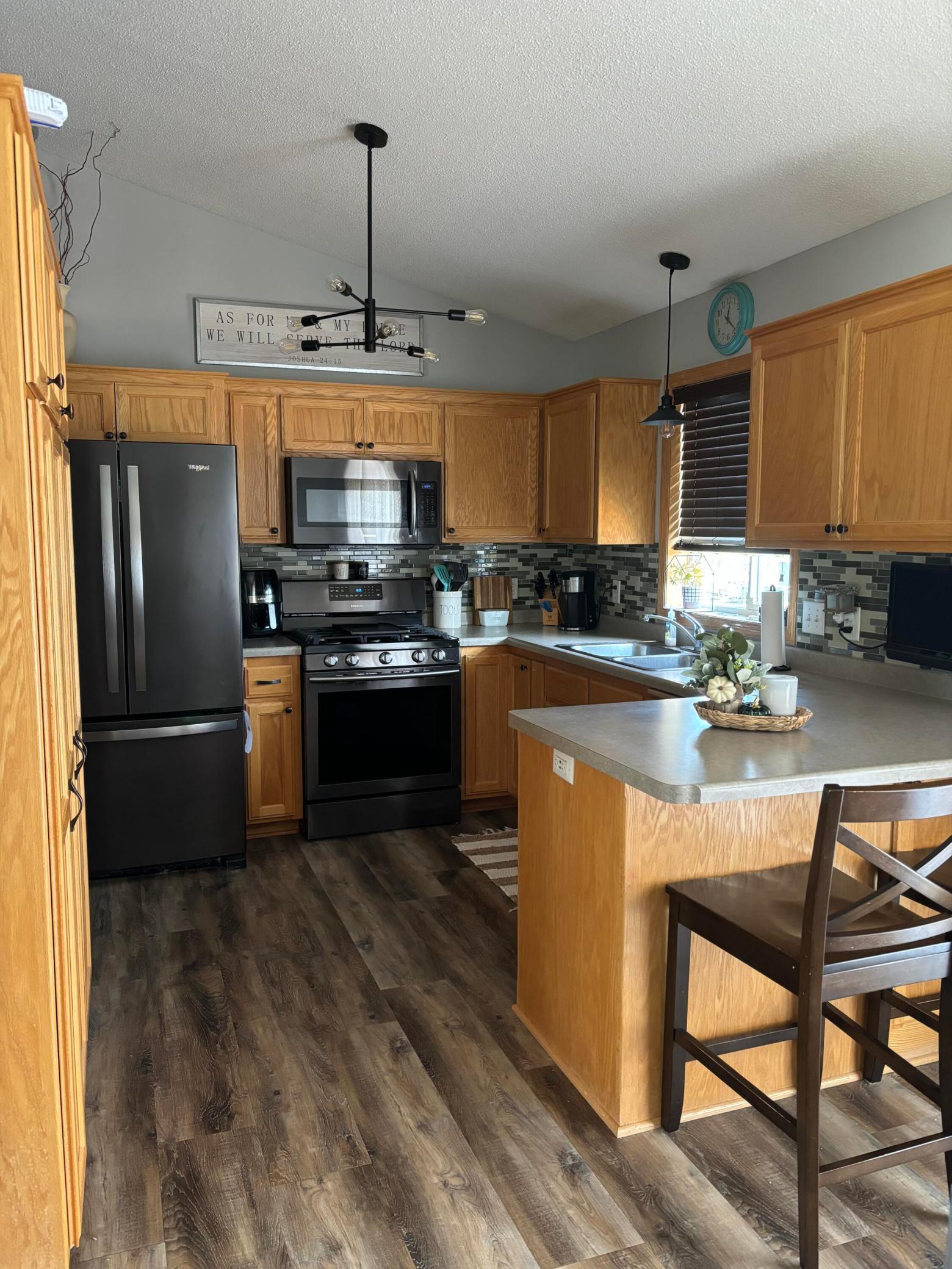 View of Residential at 911 Morrison Avenue, Annandale MN 55302, Annandale (19 of 211) - Mike Wilen | Minnesota Team Real Estate