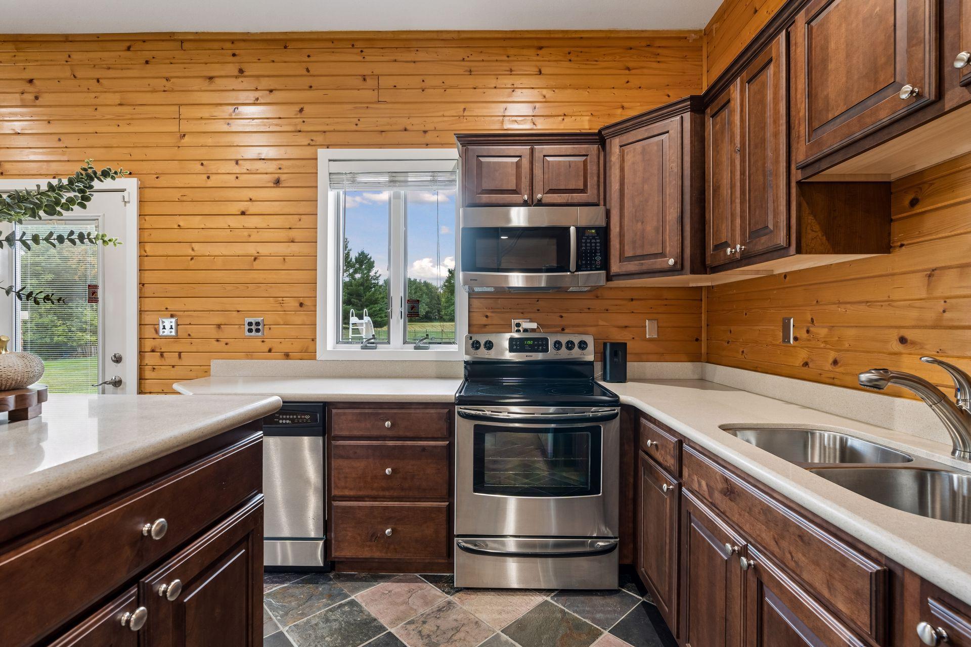 View of Residential at 881 Jasmine Avenue Place, Lake Elmo MN 55042, Lake Elmo (71 of 88) - Mike Wilen | Minnesota Team Real Estate