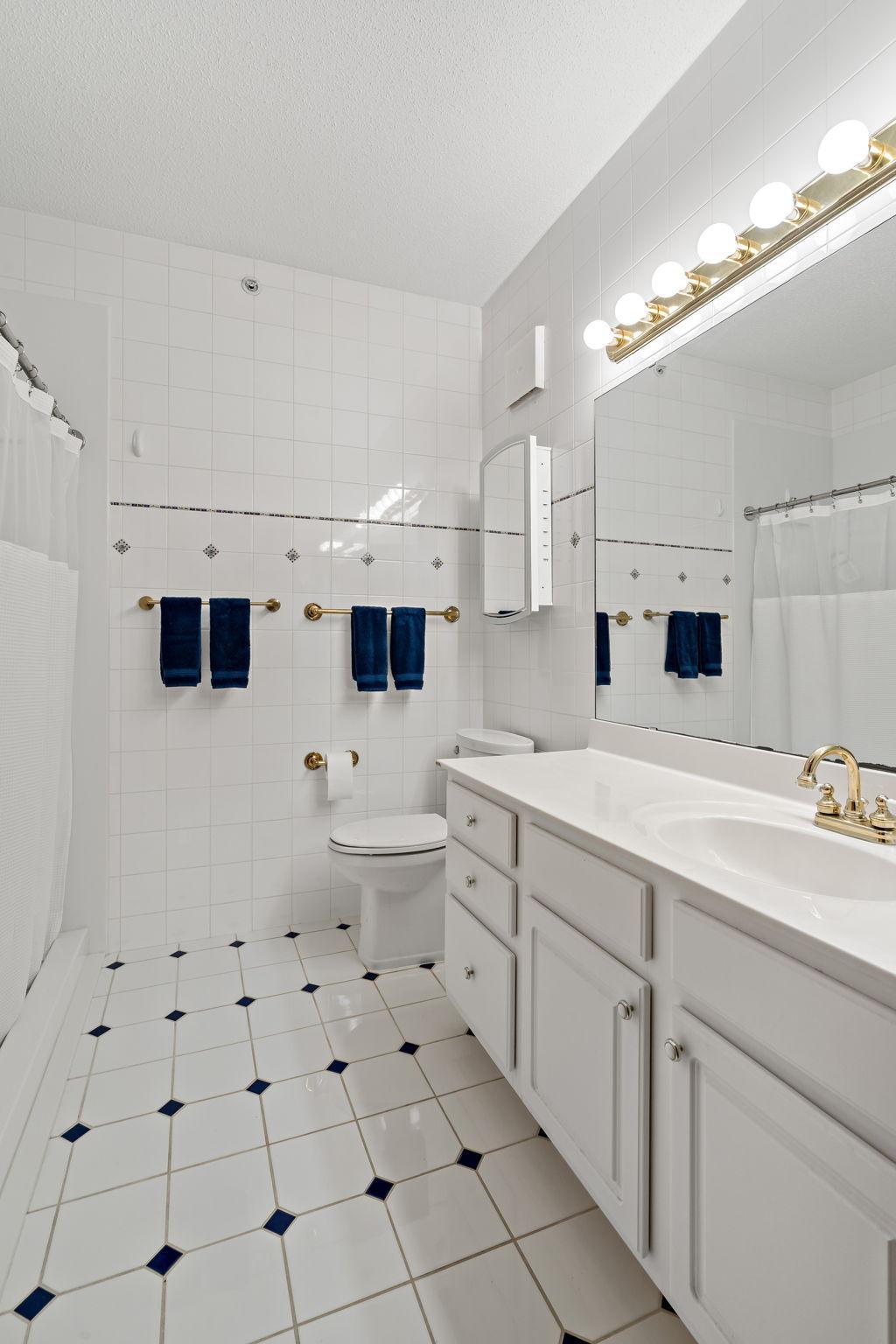 View of Residential at 5985 Rowland Road #308, Minnetonka MN 55343, Minnetonka (22 of 31) - Mike Wilen | Minnesota Team Real Estate
