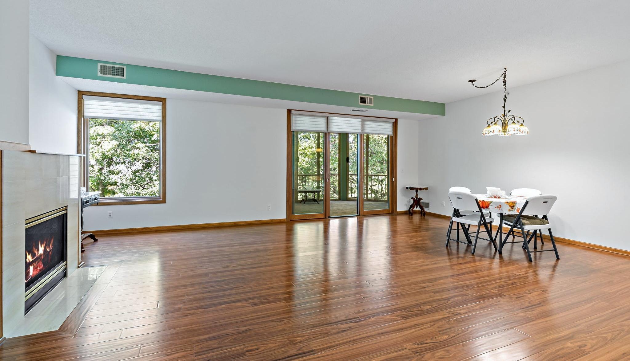 View of Residential at 5985 Rowland Road #308, Minnetonka MN 55343, Minnetonka (11 of 31) - Mike Wilen | Minnesota Team Real Estate