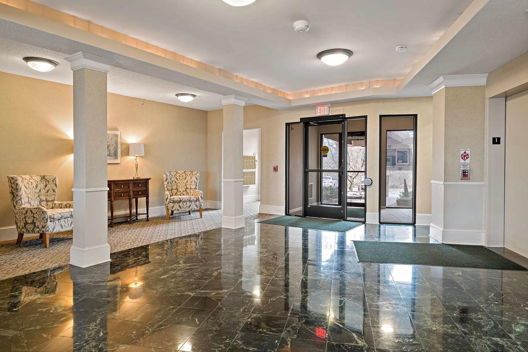 View of Residential at 5985 Rowland Road #308, Minnetonka MN 55343, Minnetonka (4 of 31) - Mike Wilen | Minnesota Team Real Estate