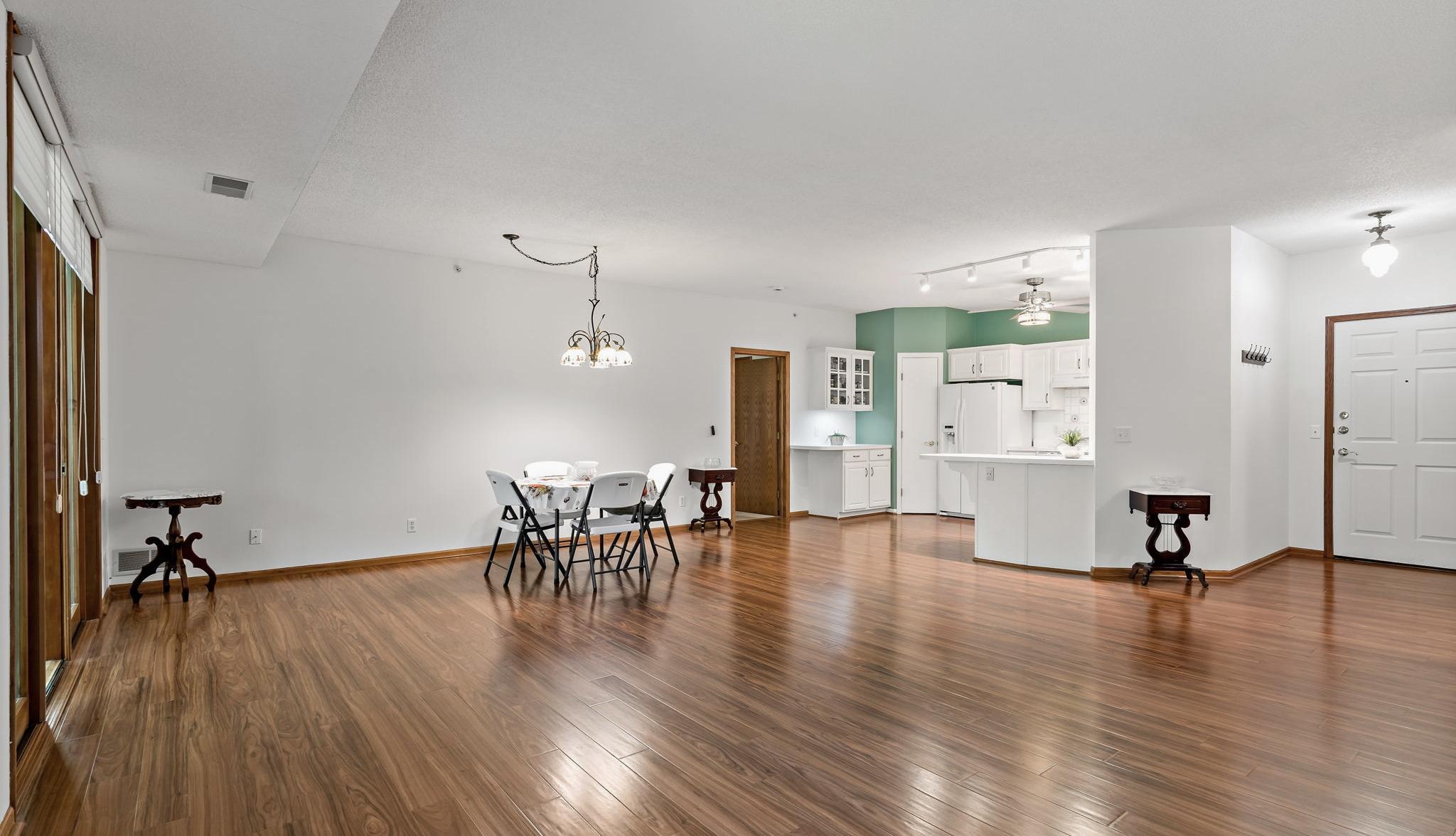 View of Residential at 5985 Rowland Road #308, Minnetonka MN 55343, Minnetonka (15 of 31) - Mike Wilen | Minnesota Team Real Estate