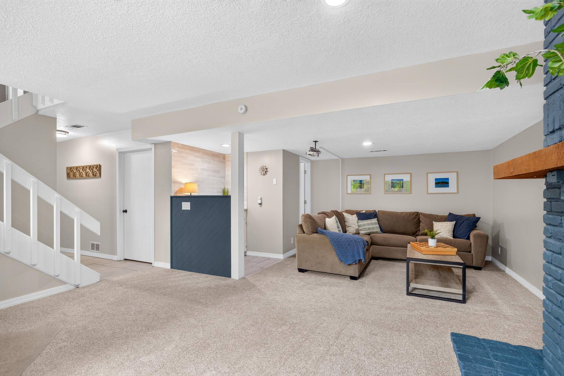 View of Residential at 2222 Black Oak Drive, Minnetonka MN 55305, Minnetonka (36 of 53) - Mike Wilen | Minnesota Team Real Estate