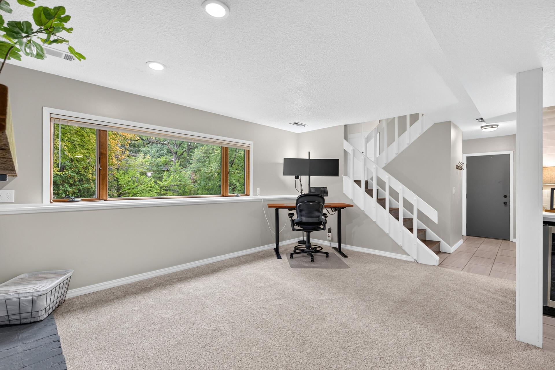 View of Residential at 2222 Black Oak Drive, Minnetonka MN 55305, Minnetonka (35 of 53) - Mike Wilen | Minnesota Team Real Estate