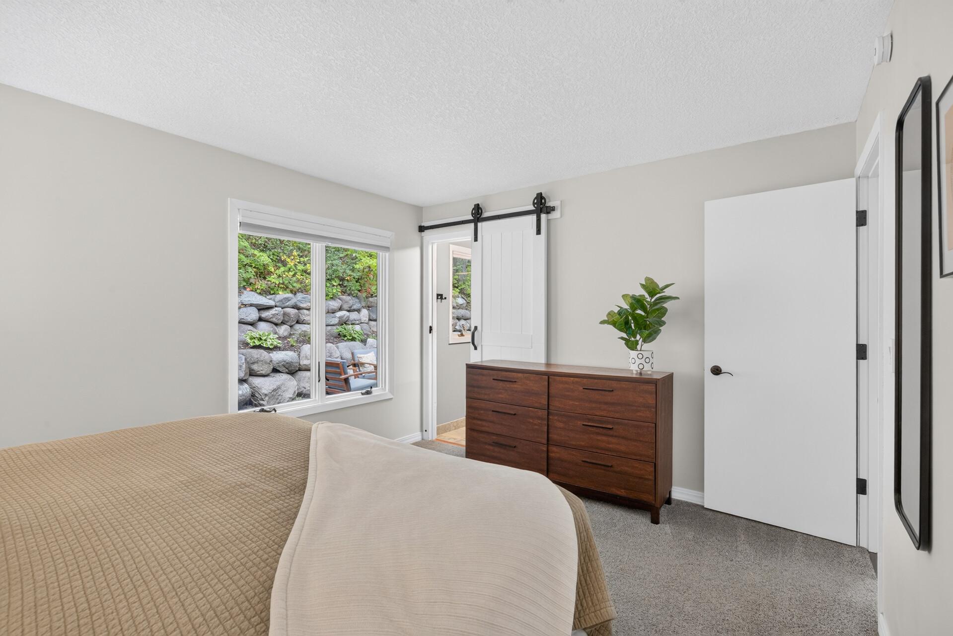 View of Residential at 2222 Black Oak Drive, Minnetonka MN 55305, Minnetonka (19 of 53) - Mike Wilen | Minnesota Team Real Estate