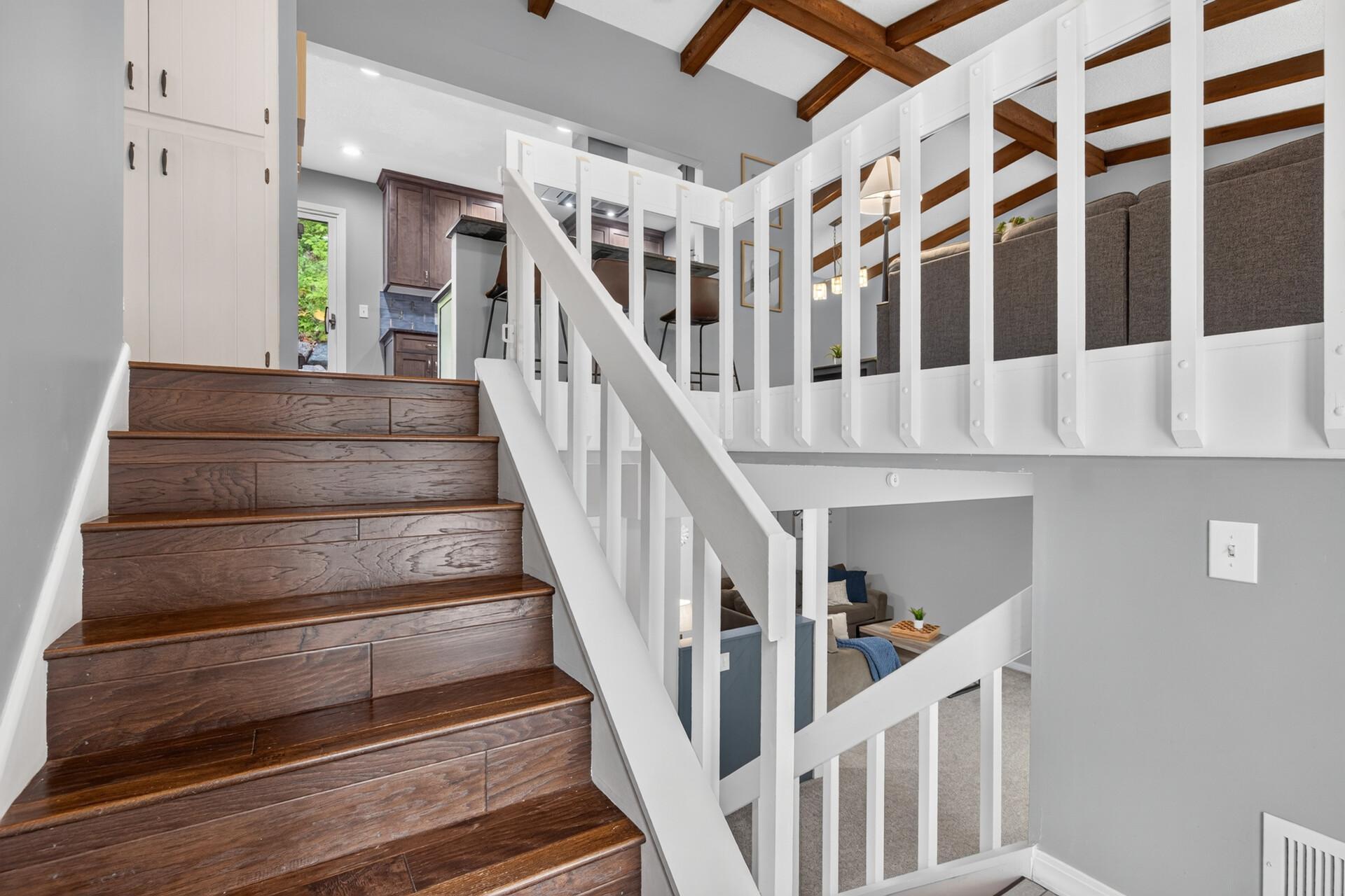 View of Residential at 2222 Black Oak Drive, Minnetonka MN 55305, Minnetonka (31 of 53) - Mike Wilen | Minnesota Team Real Estate