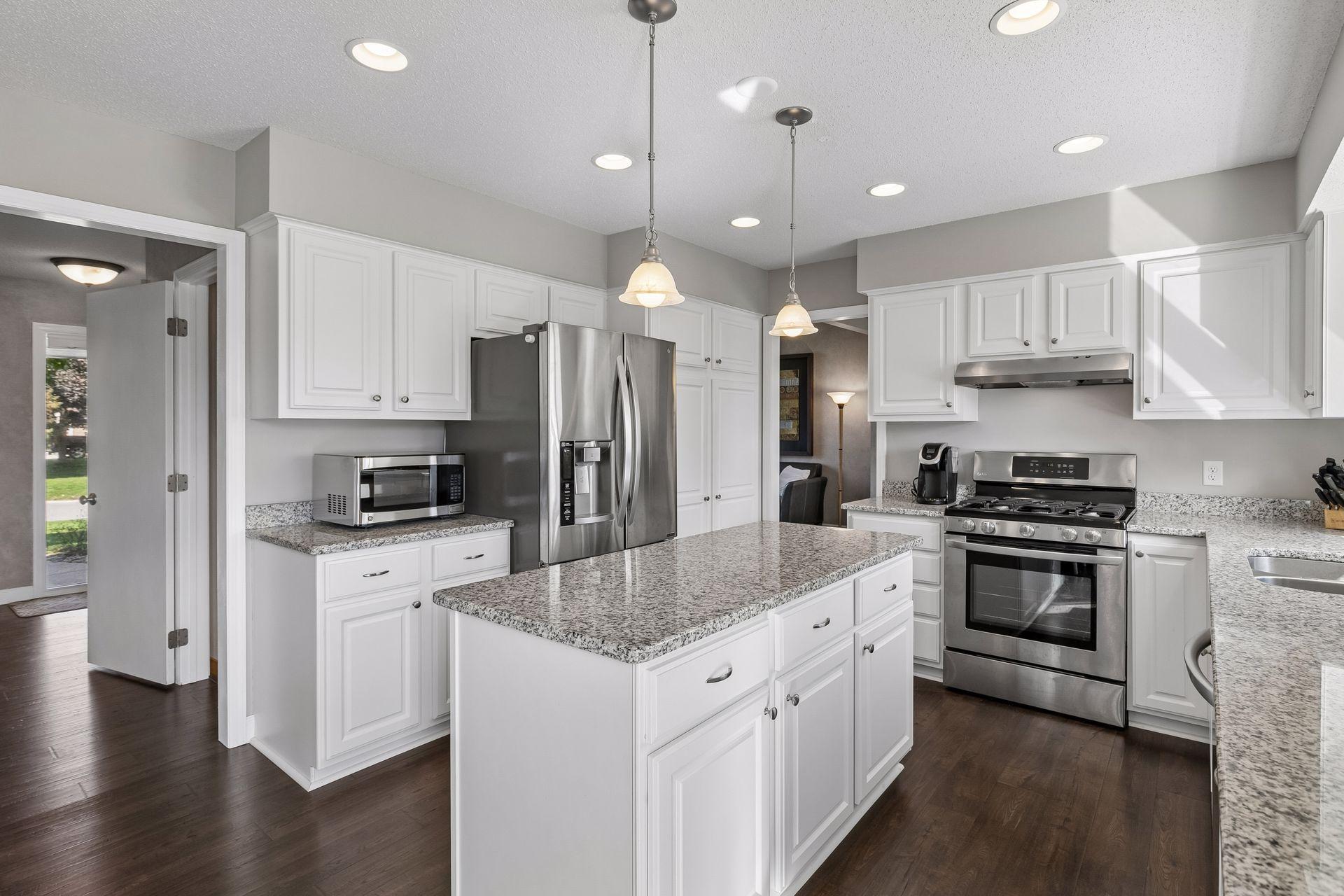 View of Residential at 16738 Ides Circle, Lakeville MN 55044, Lakeville (14 of 41) - Mike Wilen | Minnesota Team Real Estate