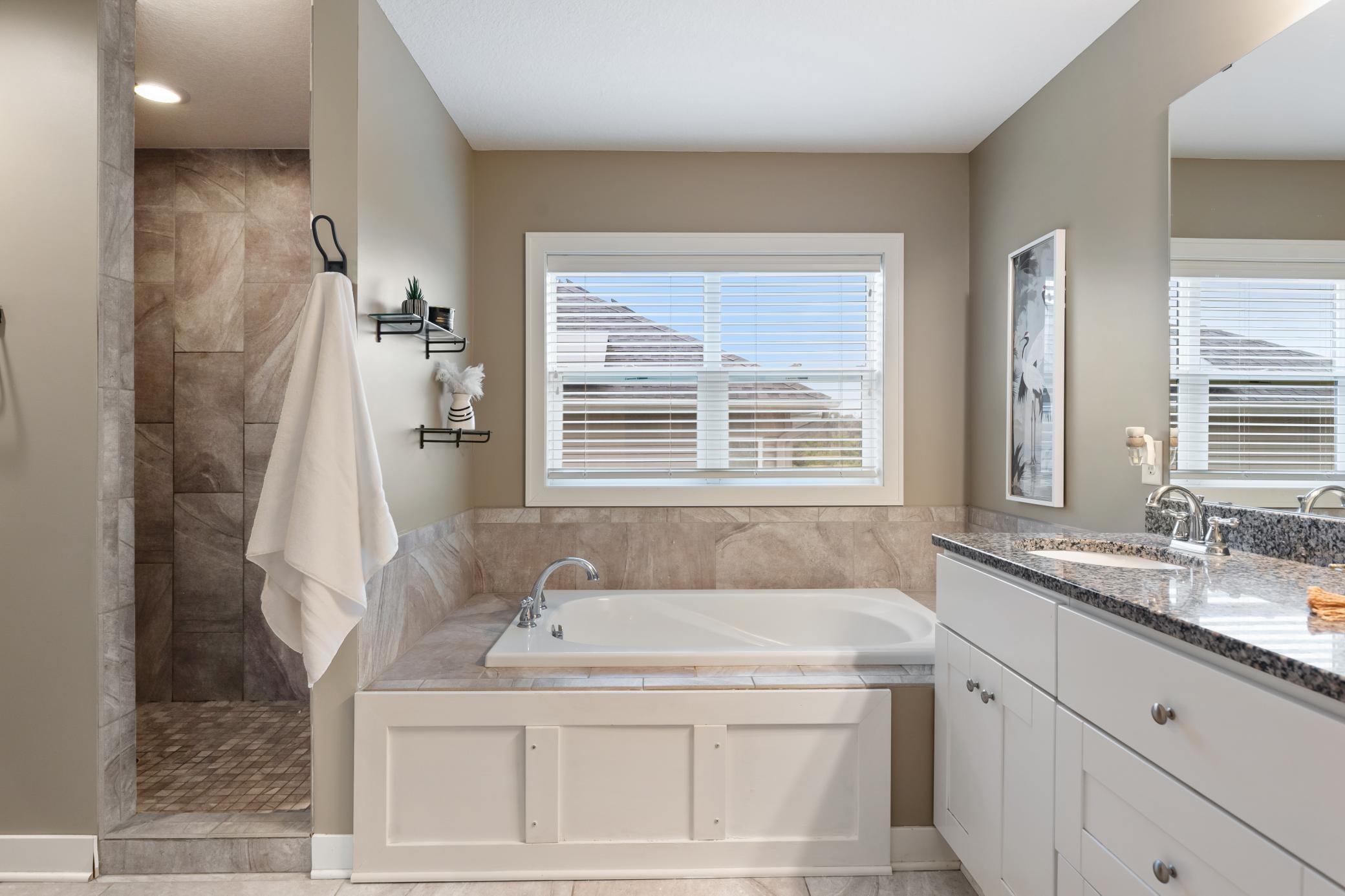 View of Residential at 9060 Degler Circle, Chanhassen MN 55317, Chanhassen (17 of 38) - Mike Wilen | Minnesota Team Real Estate