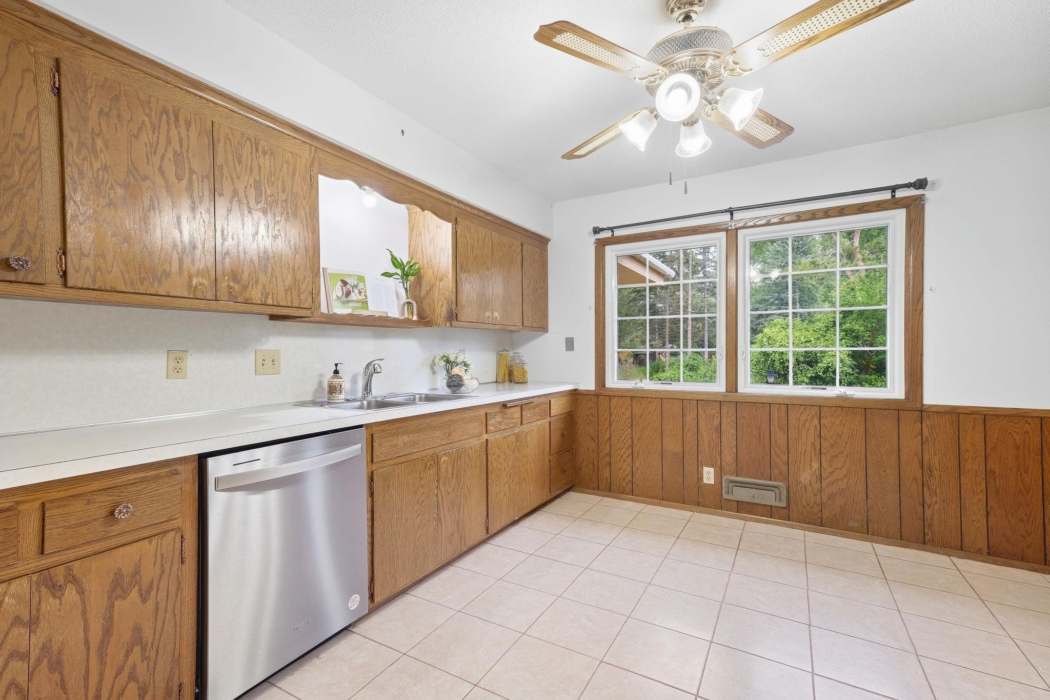 View of Residential at 1436 Old Shakopee Road, Bloomington MN 55425, Bloomington (4 of 20) - Mike Wilen | Minnesota Team Real Estate