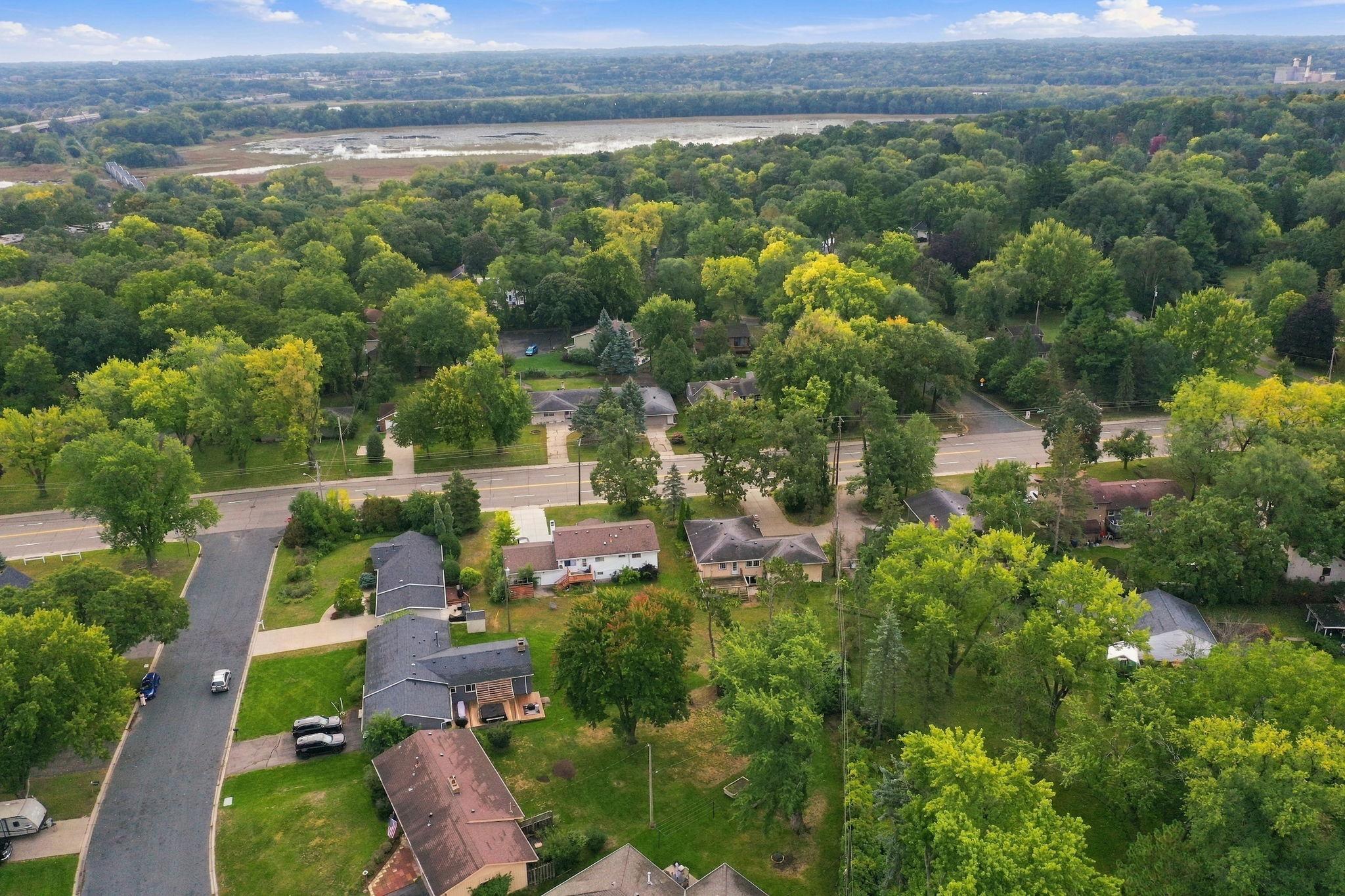 View of Residential at 1436 Old Shakopee Road, Bloomington MN 55425, Bloomington (16 of 20) - Mike Wilen | Minnesota Team Real Estate
