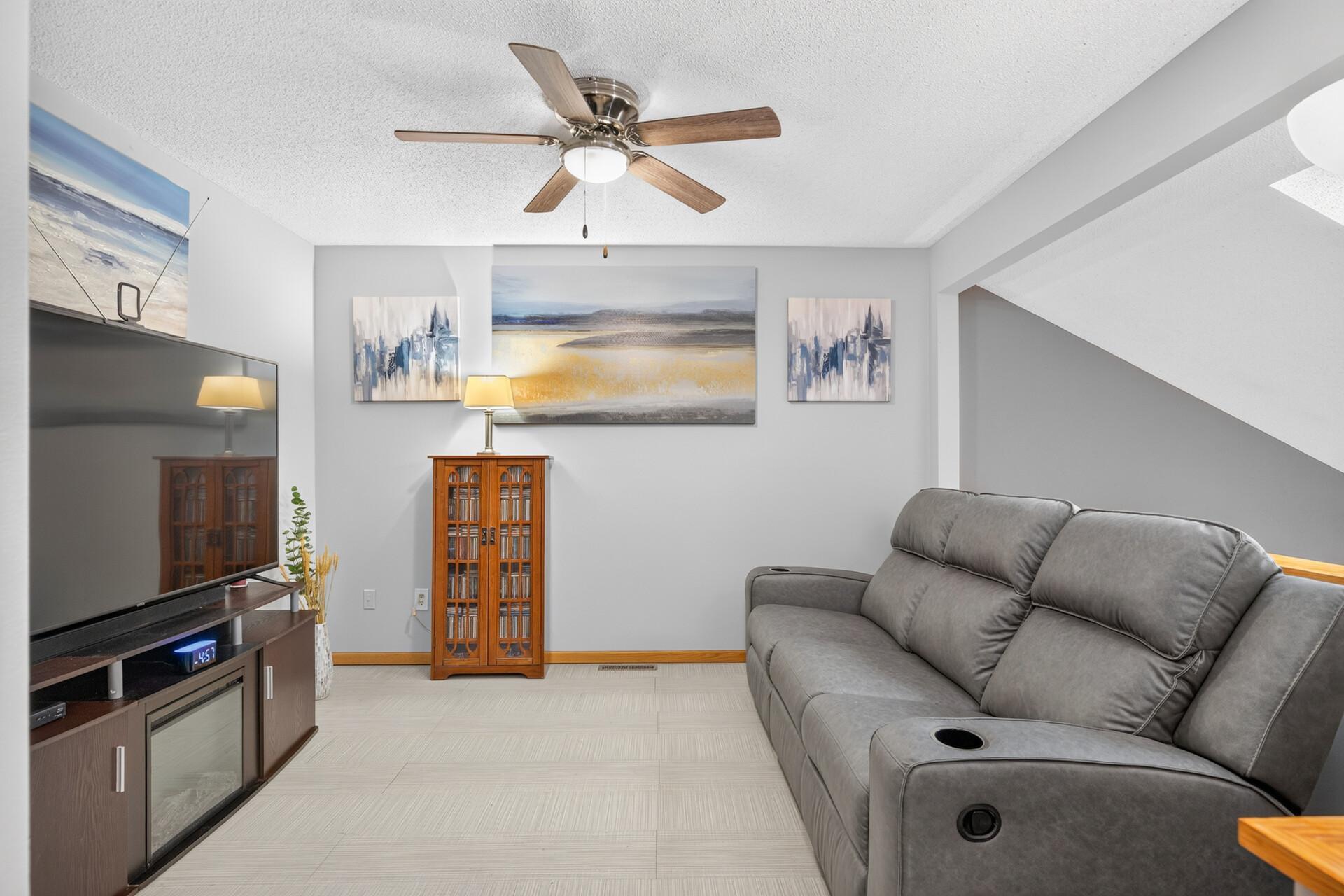 View of Residential at 6203 Courtly Road #D, Woodbury MN 55125, Woodbury (6 of 46) - Mike Wilen | Minnesota Team Real Estate