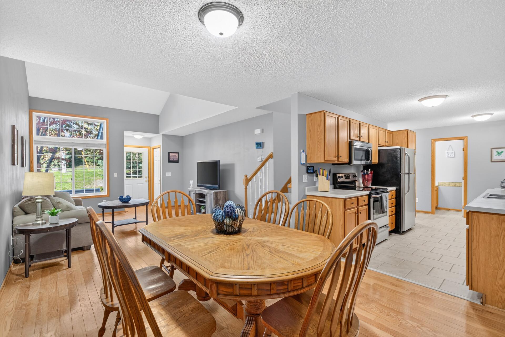 View of Residential at 6203 Courtly Road #D, Woodbury MN 55125, Woodbury (10 of 46) - Mike Wilen | Minnesota Team Real Estate