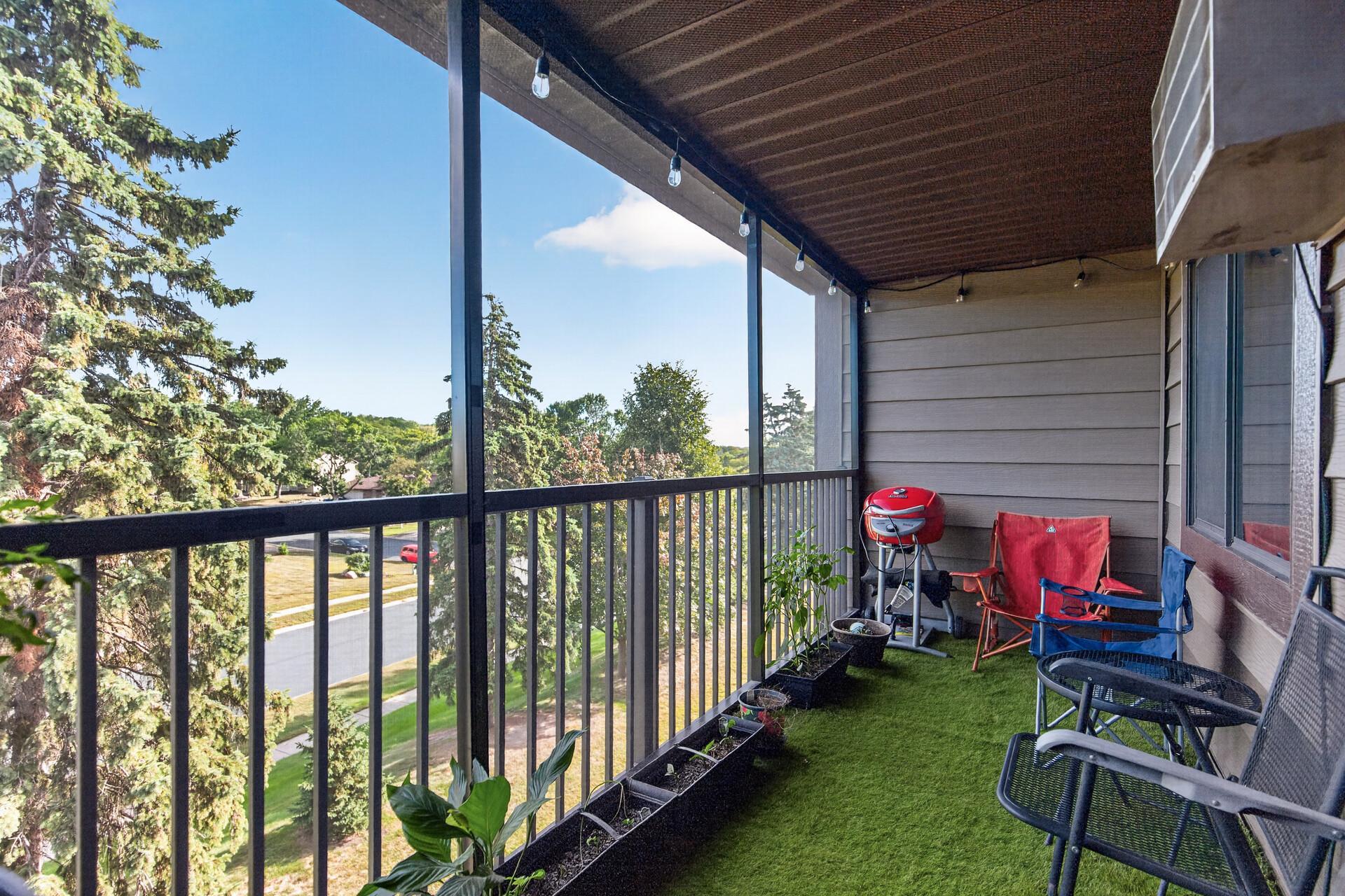 View of Residential at 7301 101st Street #309, Bloomington MN 55438, Bloomington (29 of 30) - Mike Wilen | Minnesota Team Real Estate