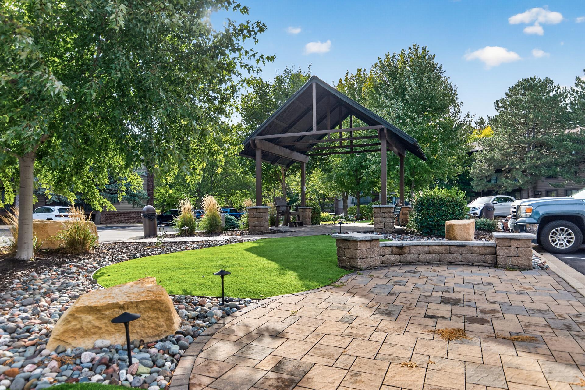 View of Residential at 7301 101st Street #309, Bloomington MN 55438, Bloomington (28 of 30) - Mike Wilen | Minnesota Team Real Estate