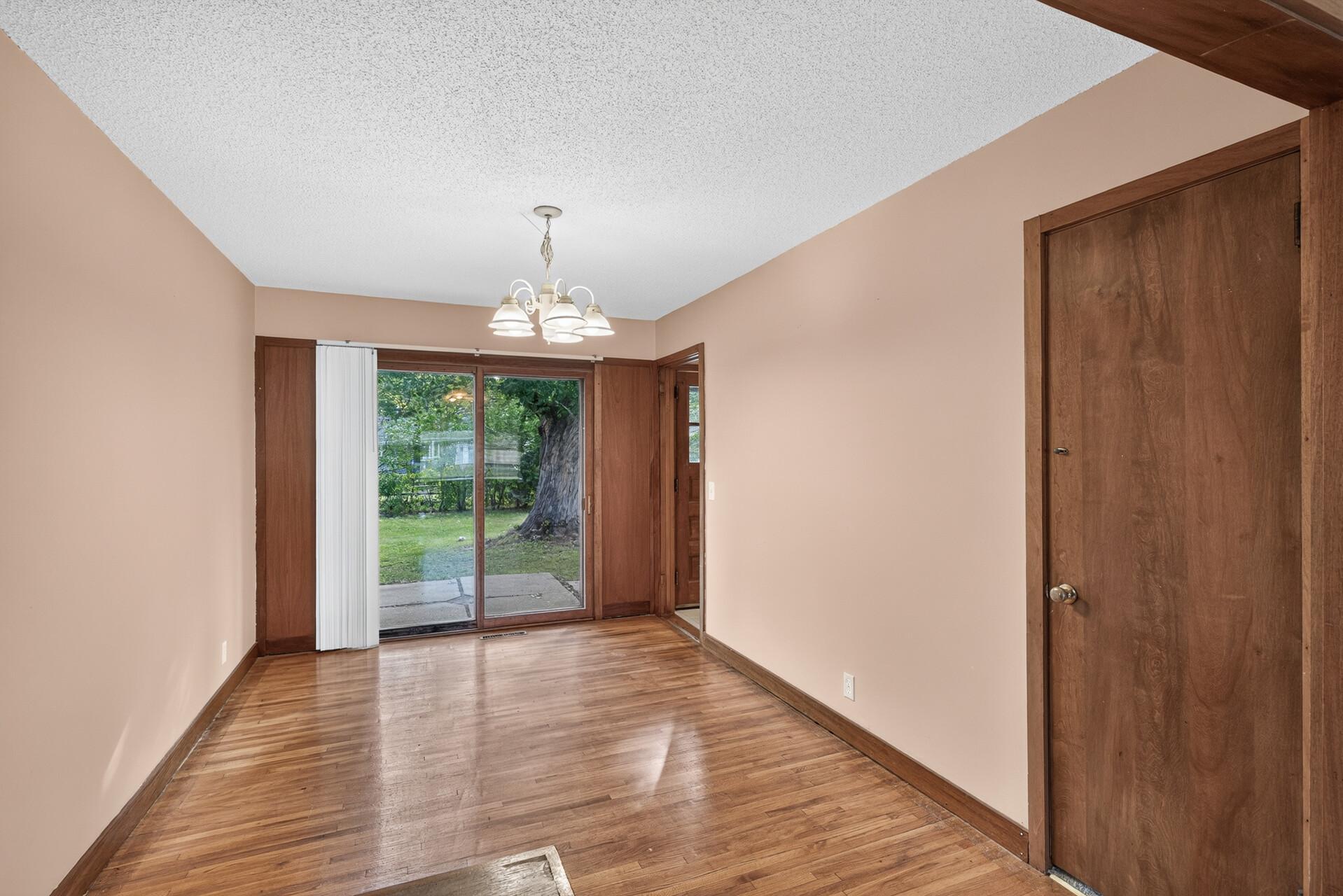 View of Residential at 9107 14th Avenue, Bloomington MN 55425, Bloomington (7 of 29) - Mike Wilen | Minnesota Team Real Estate