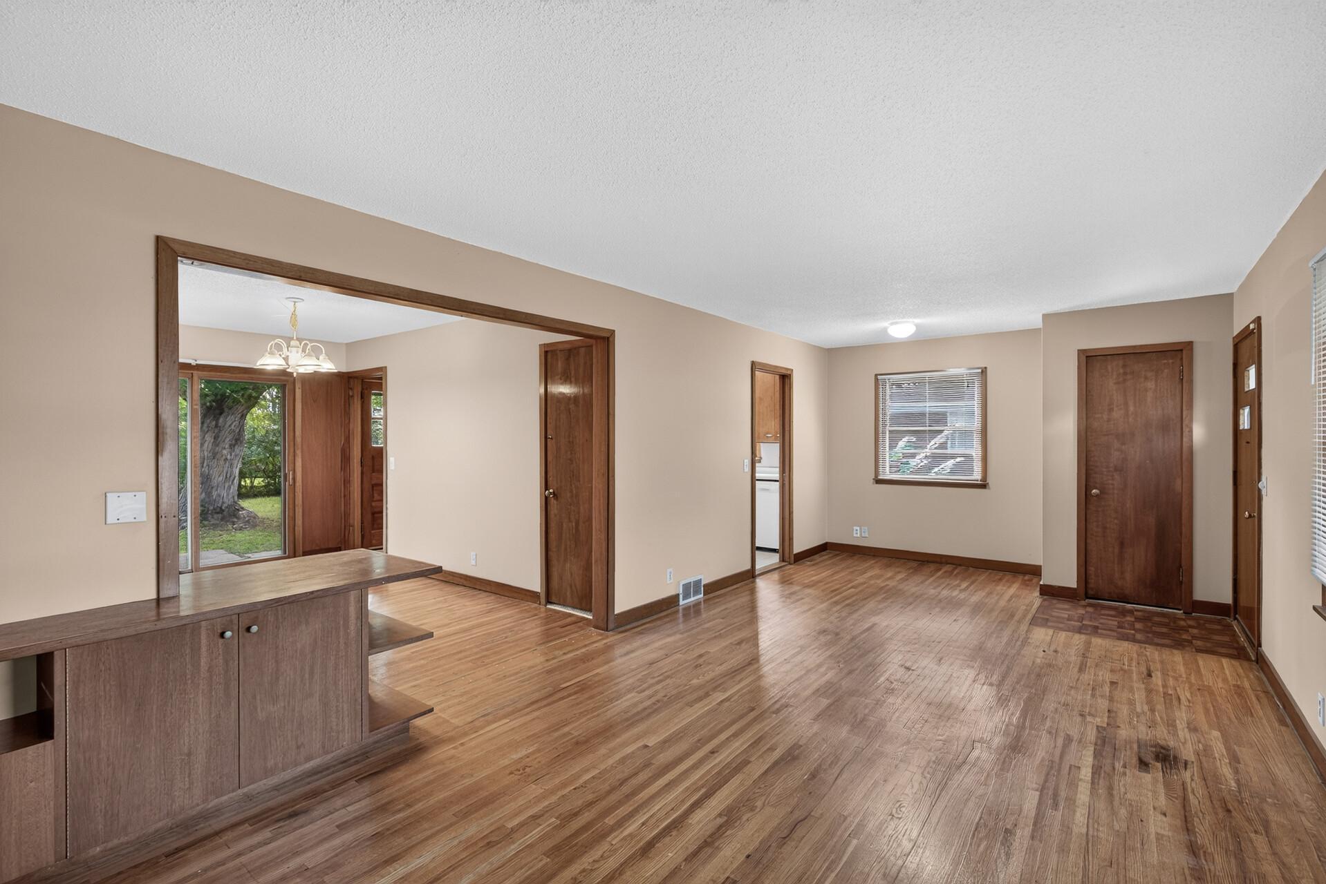 View of Residential at 9107 14th Avenue, Bloomington MN 55425, Bloomington (5 of 29) - Mike Wilen | Minnesota Team Real Estate