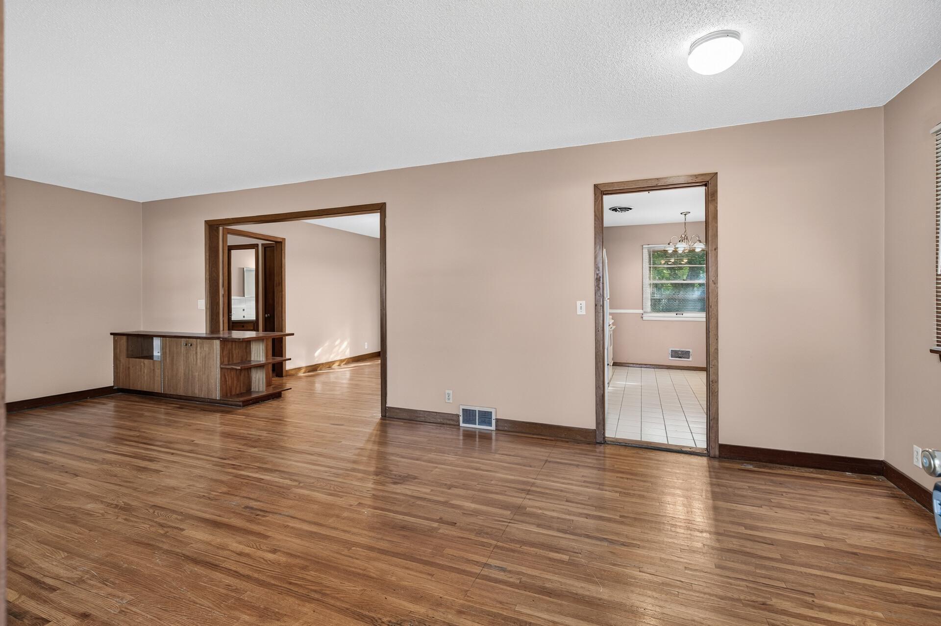 View of Residential at 9107 14th Avenue, Bloomington MN 55425, Bloomington (3 of 29) - Mike Wilen | Minnesota Team Real Estate