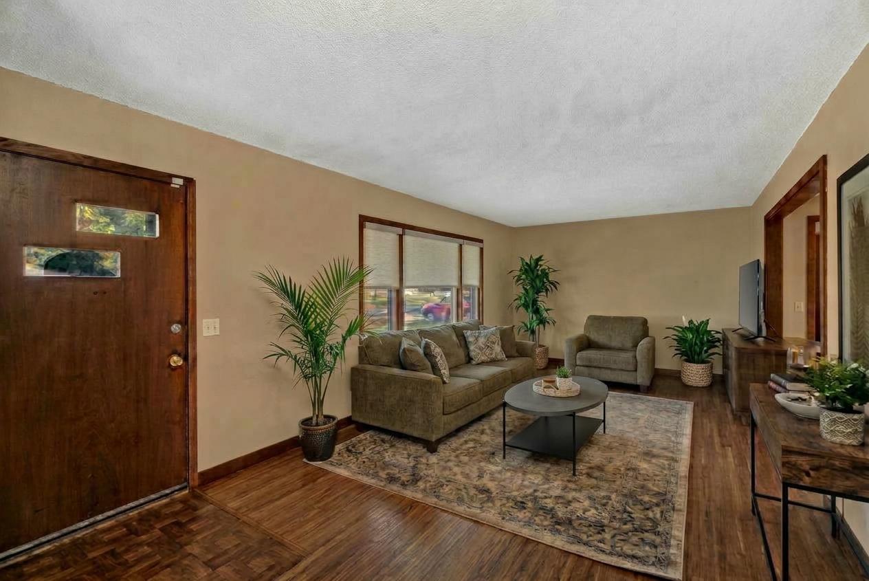 View of Residential at 9107 14th Avenue, Bloomington MN 55425, Bloomington (5 of 38) - Mike Wilen | Minnesota Team Real Estate