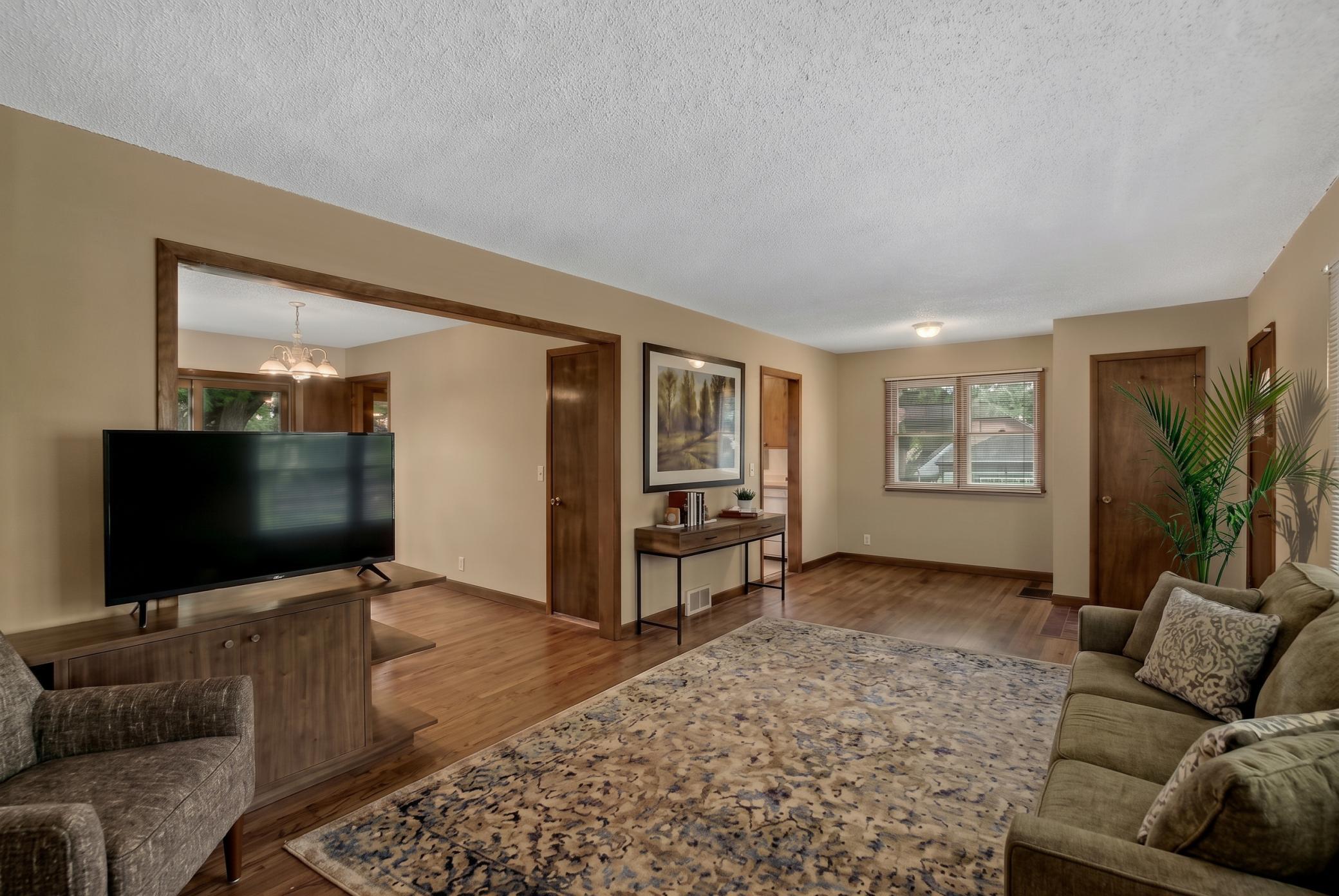 View of Residential at 9107 14th Avenue, Bloomington MN 55425, Bloomington (7 of 38) - Mike Wilen | Minnesota Team Real Estate