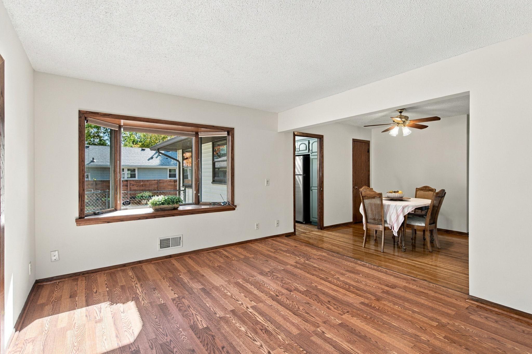 View of Residential at 6006 Washburn Avenue, Brooklyn Center MN 55430, Brooklyn Center (10 of 29) - Mike Wilen | Minnesota Team Real Estate