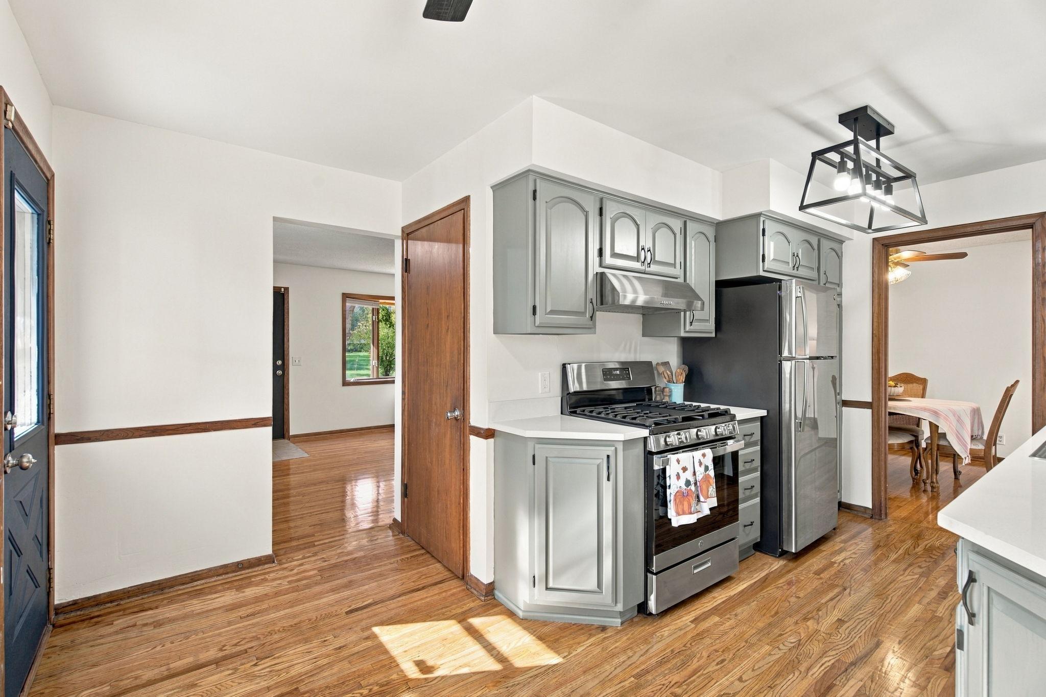 View of Residential at 6006 Washburn Avenue, Brooklyn Center MN 55430, Brooklyn Center (5 of 29) - Mike Wilen | Minnesota Team Real Estate