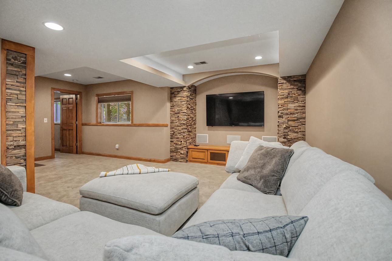 View of Residential at 16808 Interlachen Boulevard, Lakeville MN 55044, Lakeville (33 of 47) - Mike Wilen | Minnesota Team Real Estate