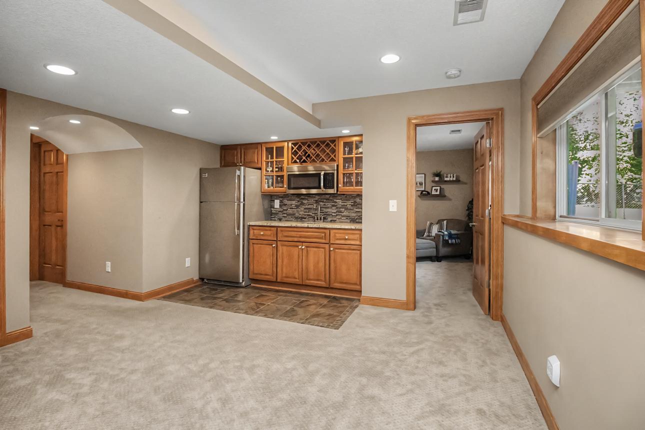 View of Residential at 16808 Interlachen Boulevard, Lakeville MN 55044, Lakeville (32 of 47) - Mike Wilen | Minnesota Team Real Estate