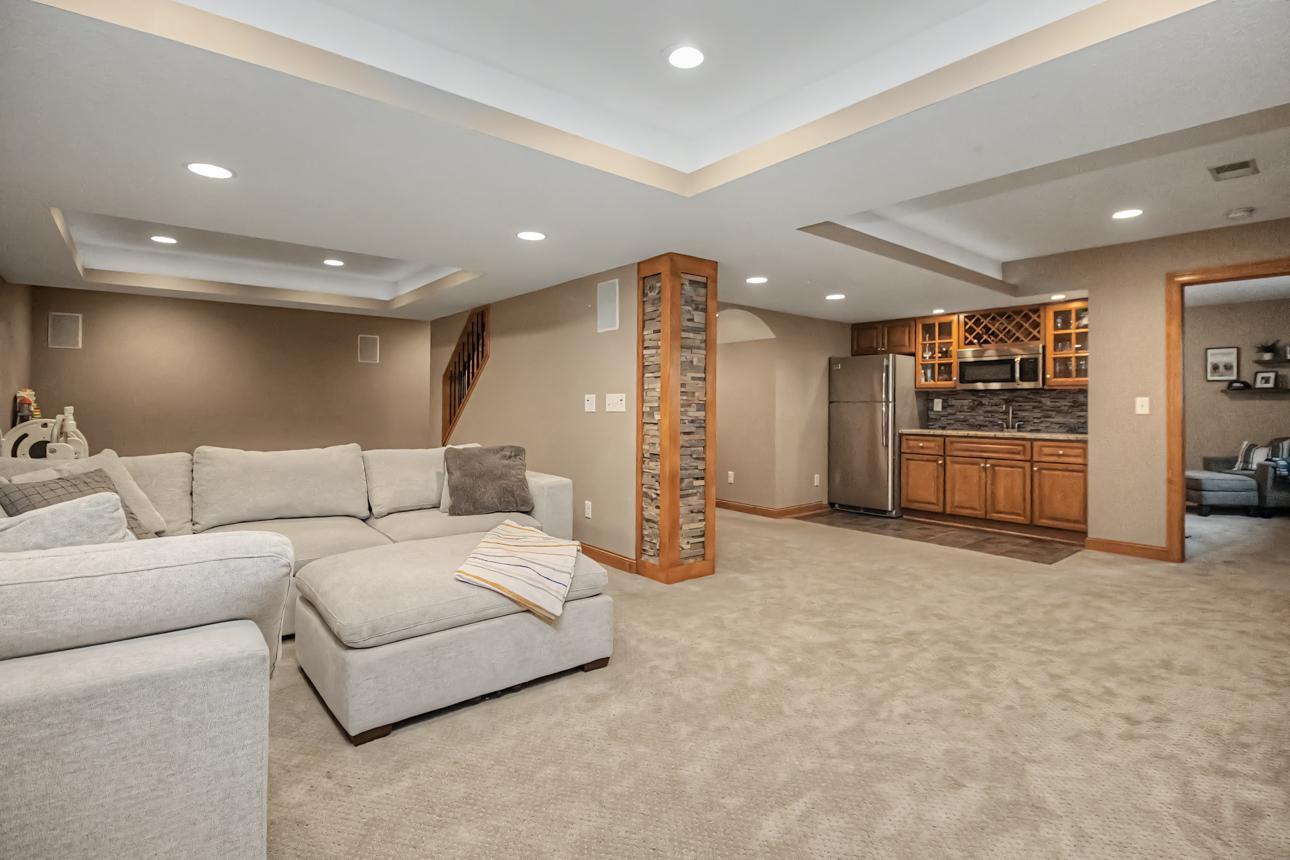 View of Residential at 16808 Interlachen Boulevard, Lakeville MN 55044, Lakeville (31 of 47) - Mike Wilen | Minnesota Team Real Estate