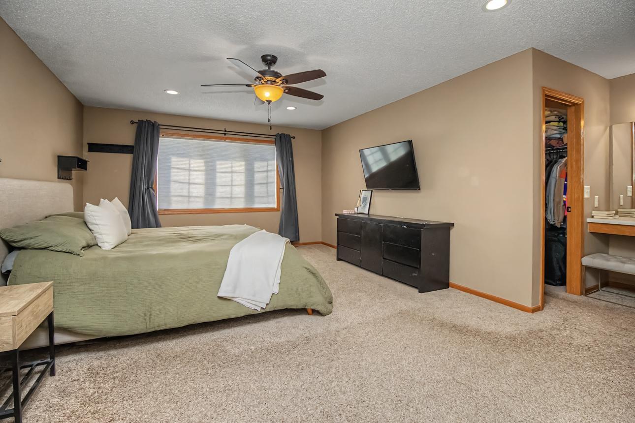 View of Residential at 16808 Interlachen Boulevard, Lakeville MN 55044, Lakeville (21 of 47) - Mike Wilen | Minnesota Team Real Estate