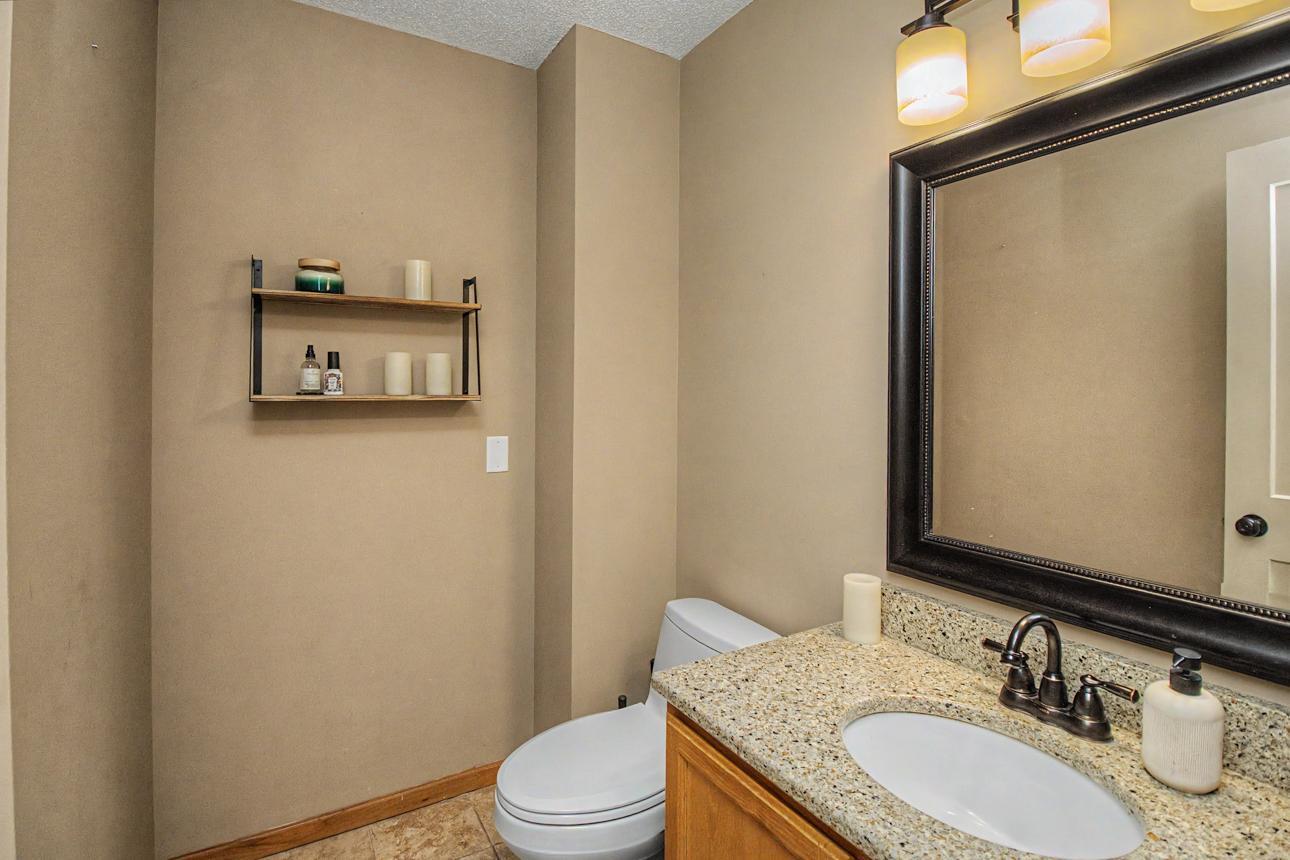View of Residential at 16808 Interlachen Boulevard, Lakeville MN 55044, Lakeville (17 of 47) - Mike Wilen | Minnesota Team Real Estate