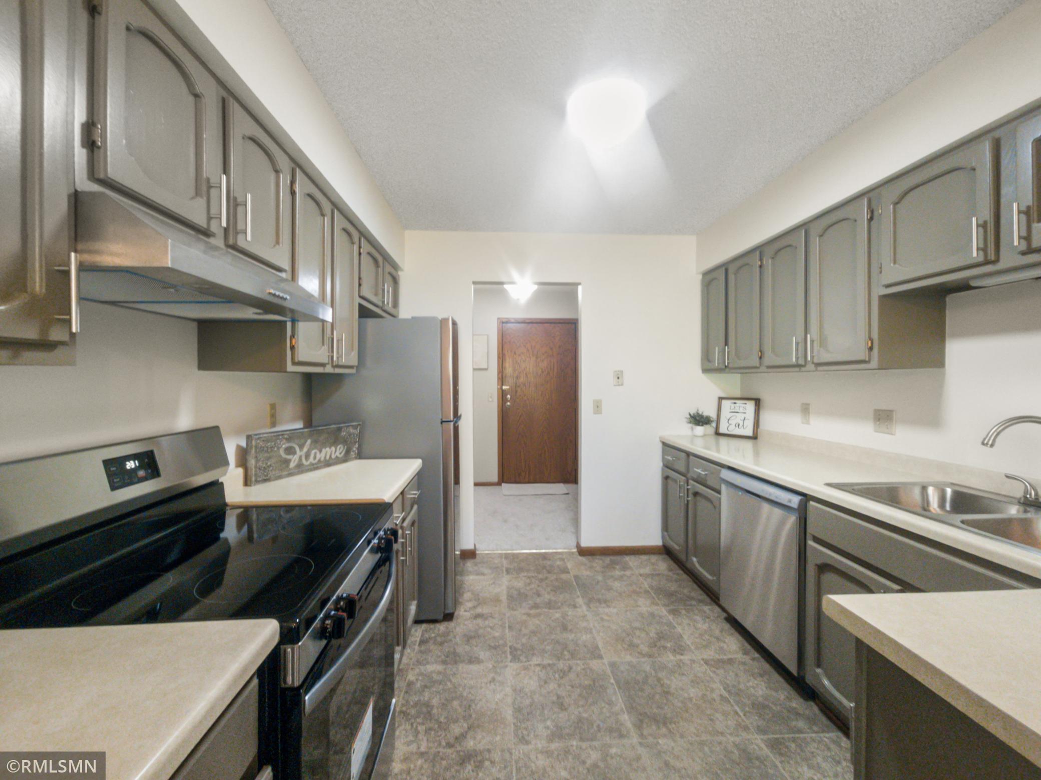 View of Residential at 1977 Gold Trail #A, Eagan MN 55122, Eagan (11 of 40) - Mike Wilen | Minnesota Team Real Estate