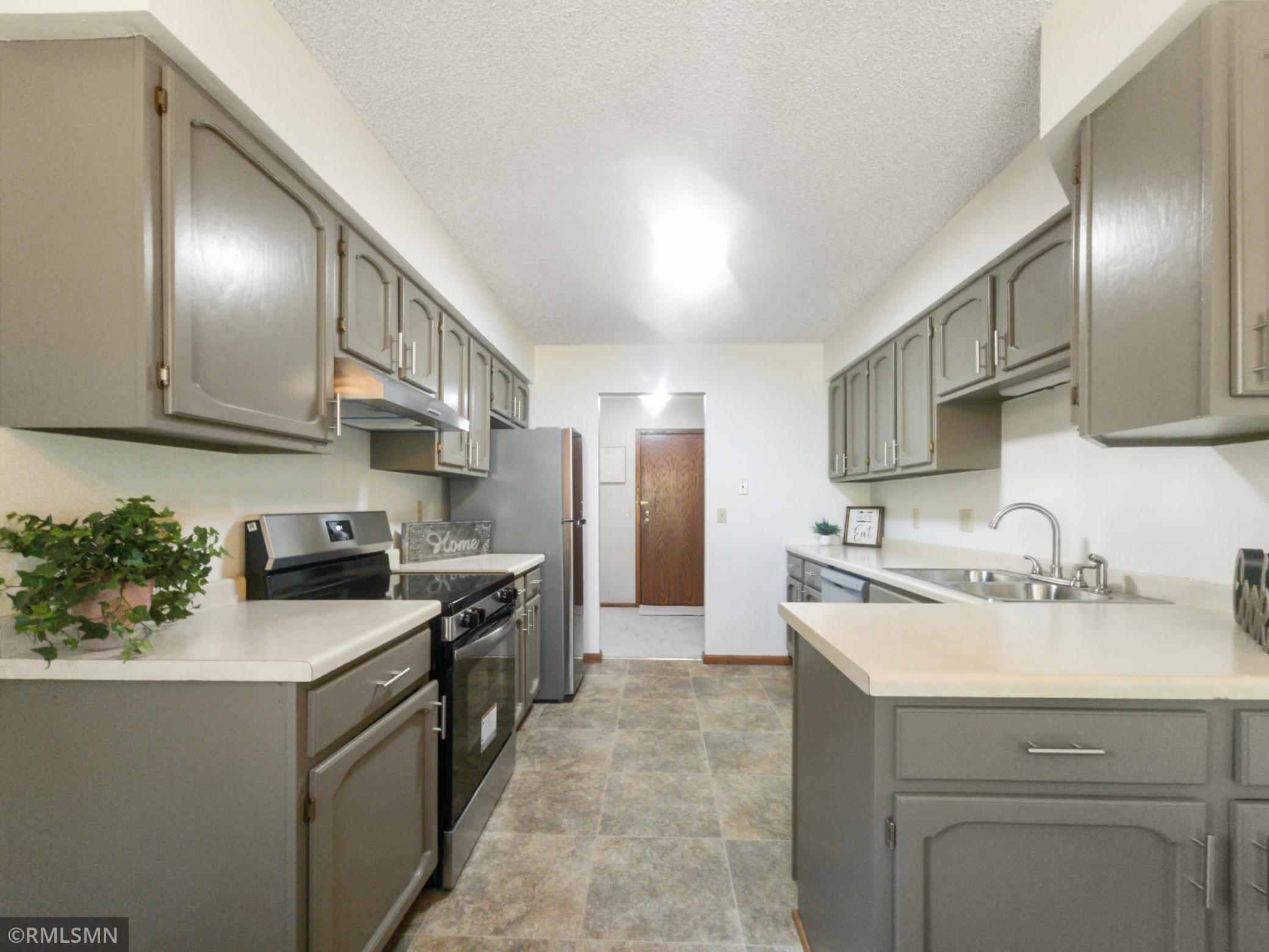 View of Residential at 1977 Gold Trail #A, Eagan MN 55122, Eagan (9 of 40) - Mike Wilen | Minnesota Team Real Estate