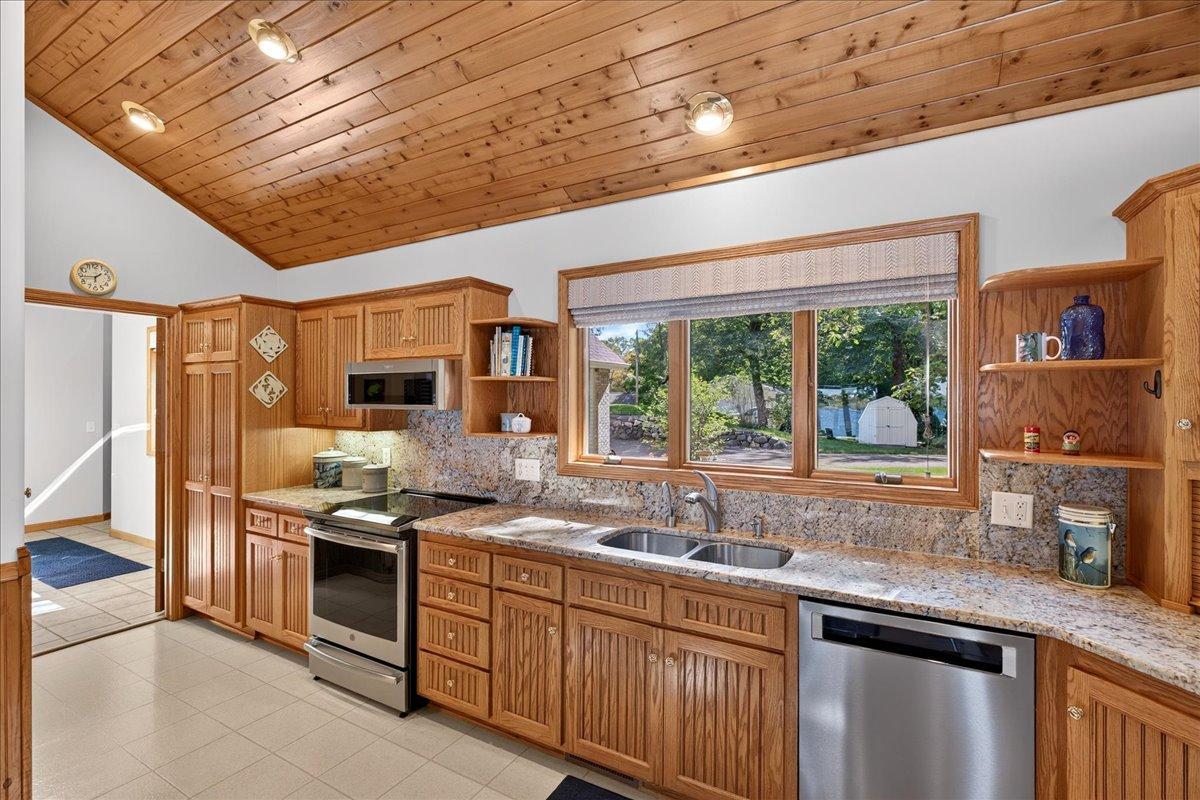 View of Residential at 12500 Melody Lane, Lindstrom MN 55045, Lindstrom (19 of 52) - Mike Wilen | Minnesota Team Real Estate