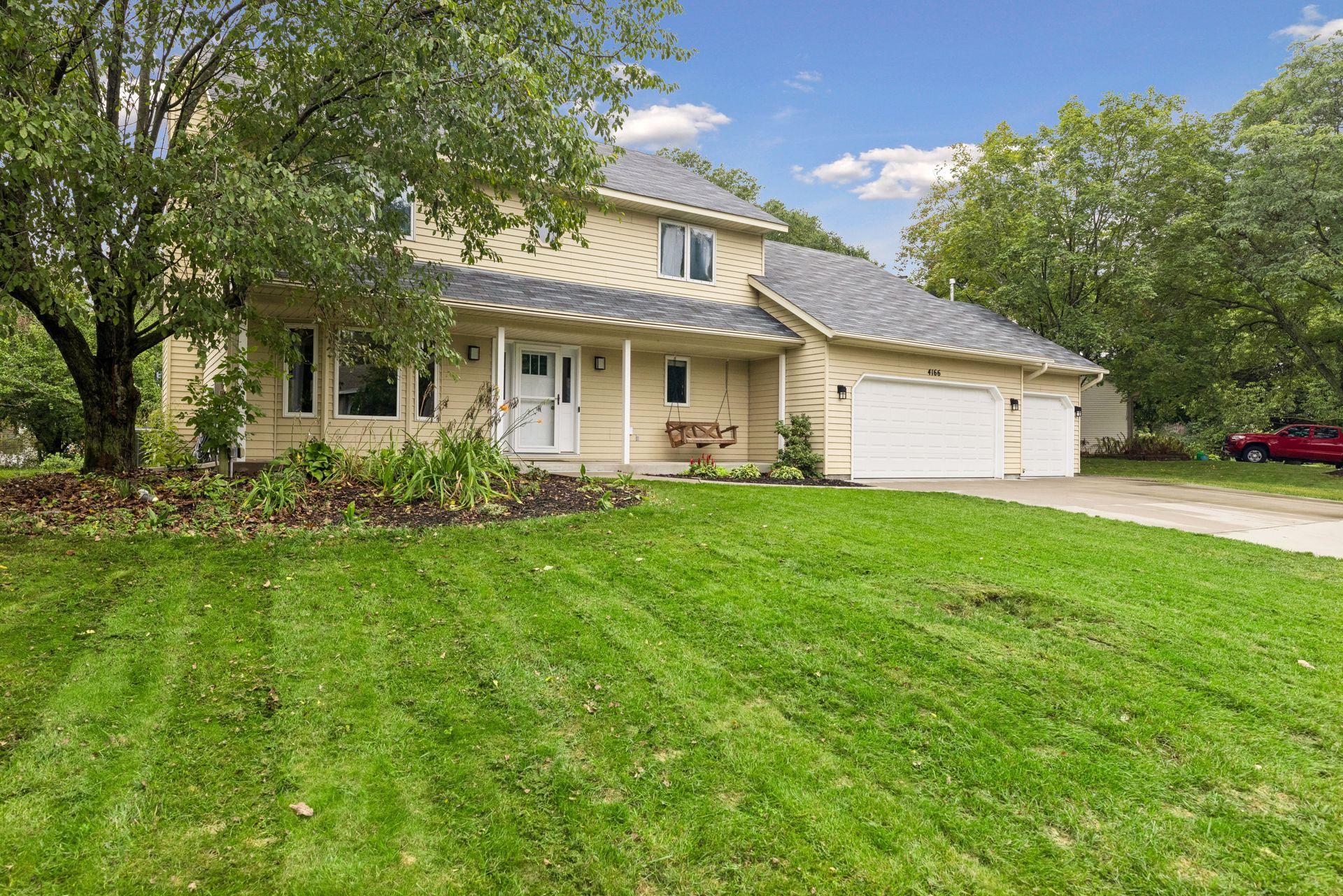 View of Single Family at 4166 Parkridge Drive, White Bear Lake - Mike Wilen | Minnesota Team Real Estate