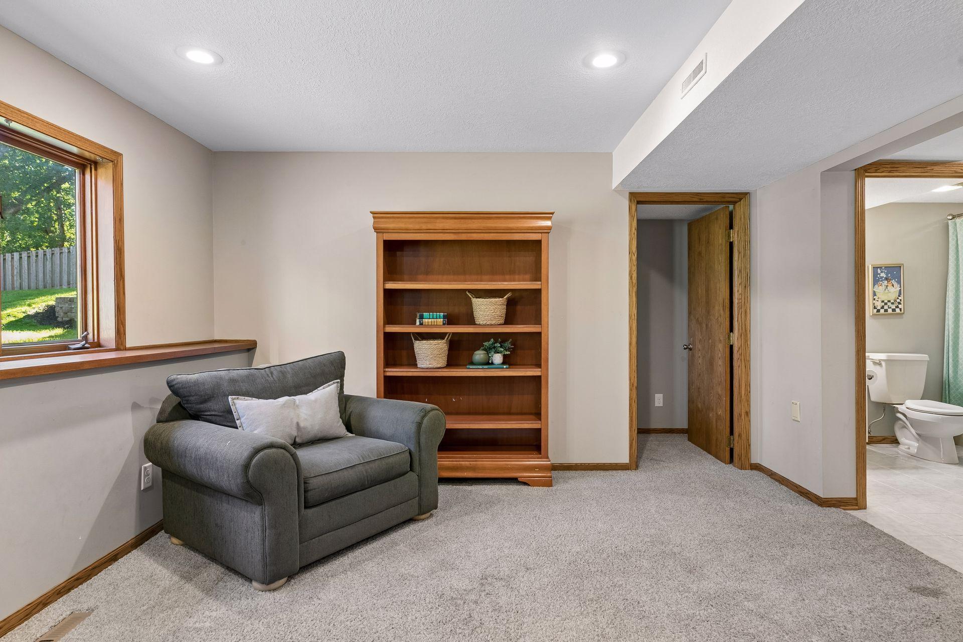 View of Residential at 4166 Parkridge Drive, White Bear Lake MN 55110, White Bear Lake (40 of 57) - Mike Wilen | Minnesota Team Real Estate