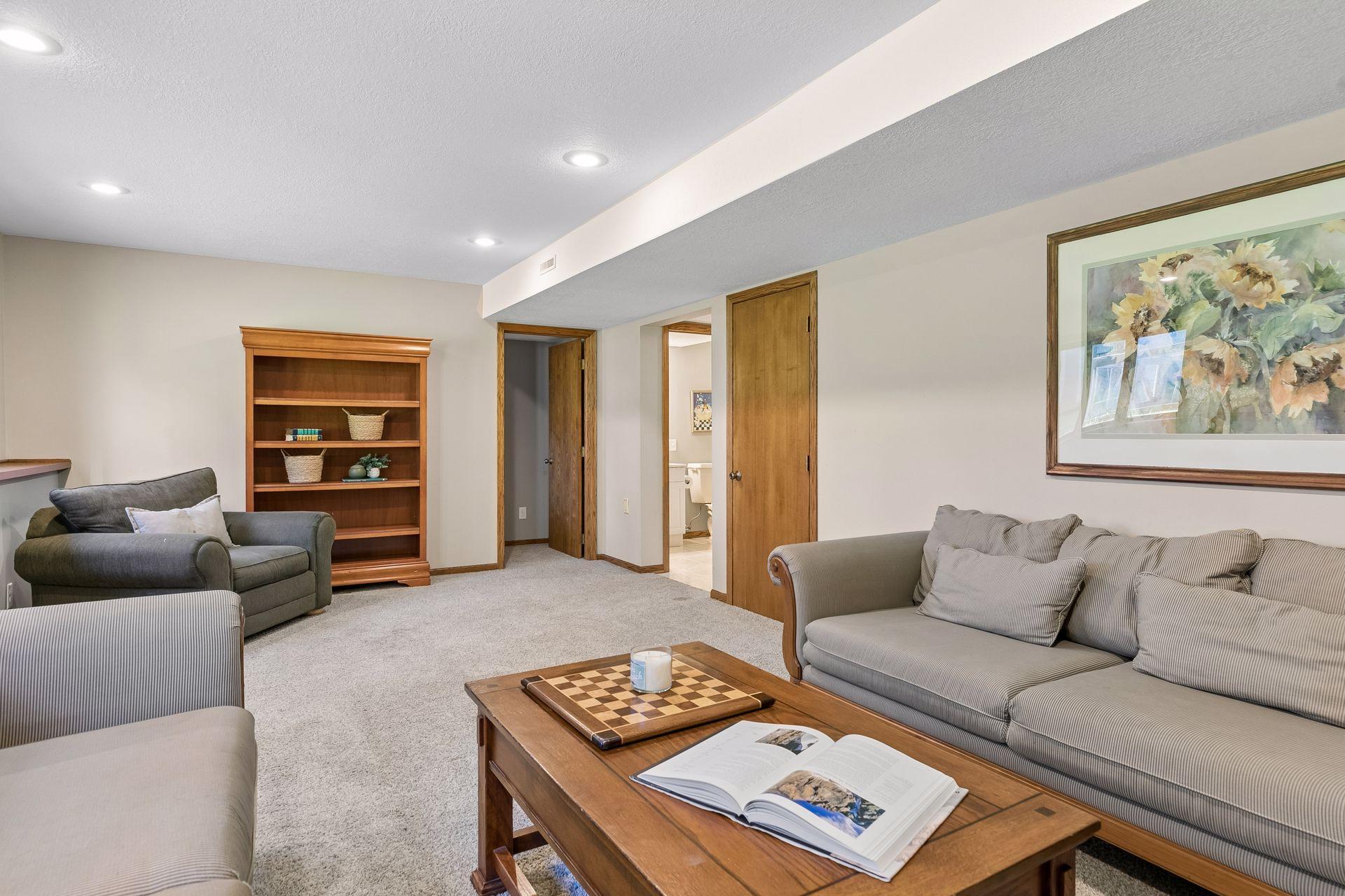 View of Residential at 4166 Parkridge Drive, White Bear Lake MN 55110, White Bear Lake (38 of 57) - Mike Wilen | Minnesota Team Real Estate