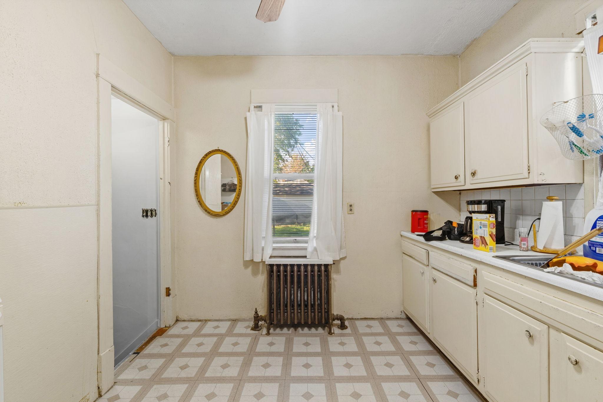 View of Residential at 3616 Pillsbury Avenue, Minneapolis MN 55409, Minneapolis (15 of 29) - Mike Wilen | Minnesota Team Real Estate