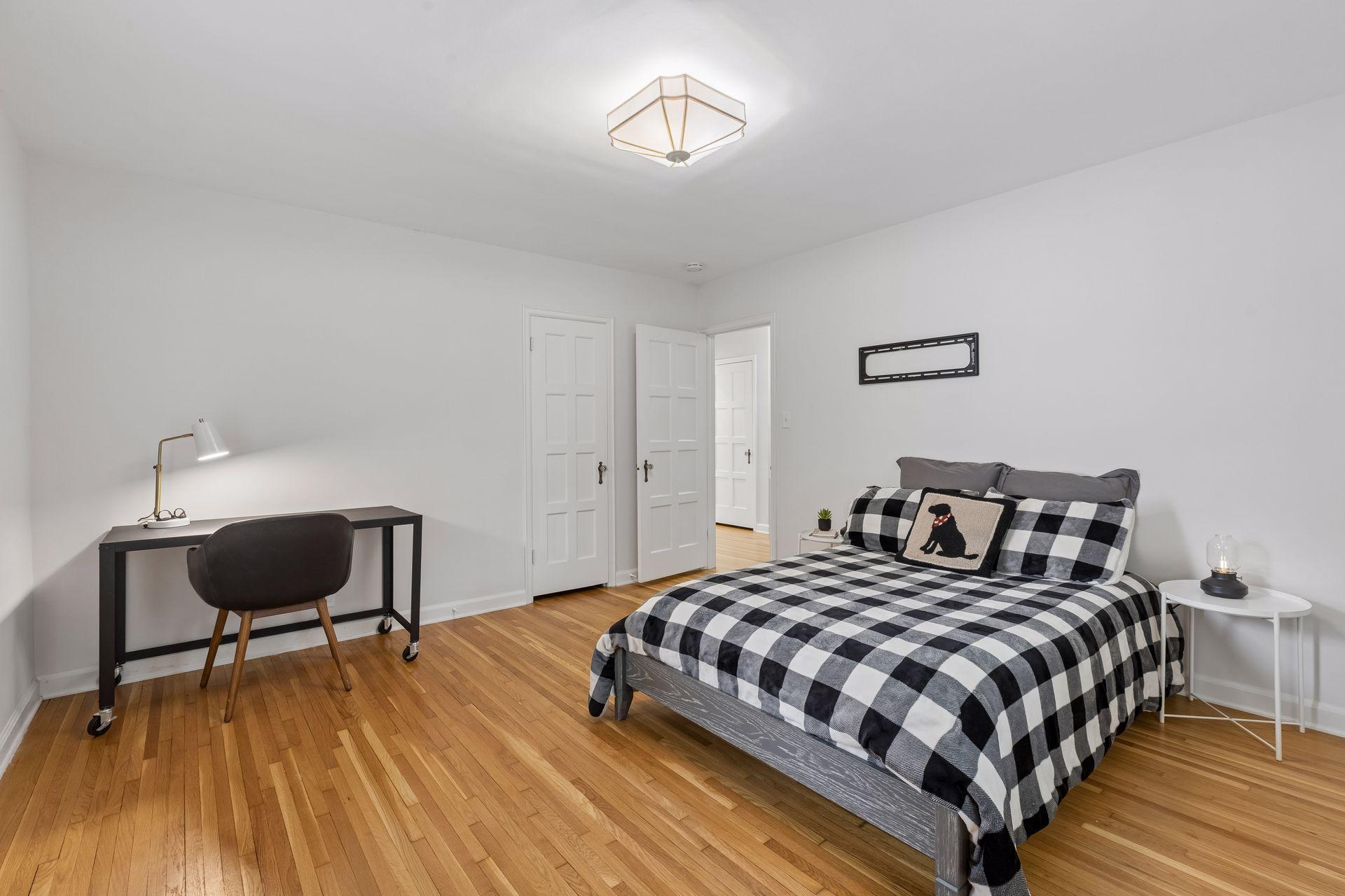 View of Residential at 4341 Mackey Avenue, Saint Louis Park MN 55424, Saint Louis Park (28 of 50) - Mike Wilen | Minnesota Team Real Estate