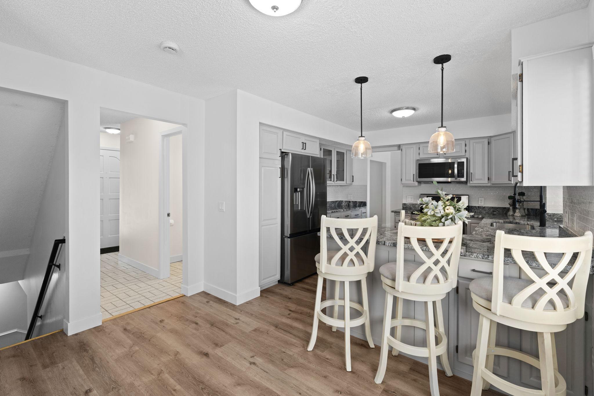 View of Residential at 4936 Poppy Lane, Edina MN 55435, Edina (37 of 55) - Mike Wilen | Minnesota Team Real Estate