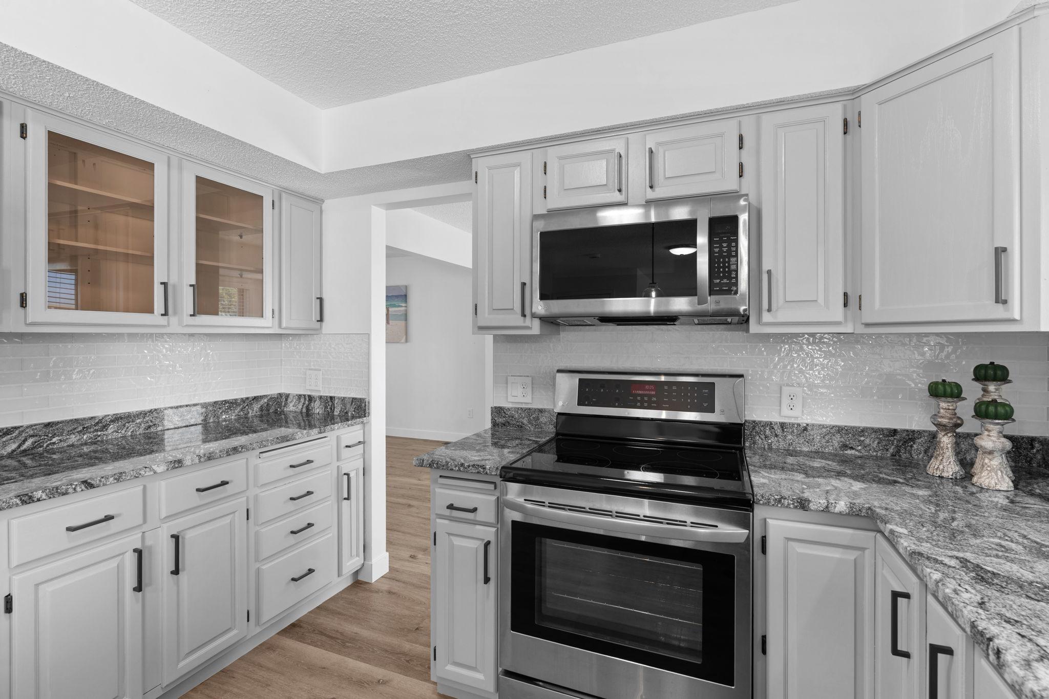 View of Residential at 4936 Poppy Lane, Edina MN 55435, Edina (33 of 55) - Mike Wilen | Minnesota Team Real Estate