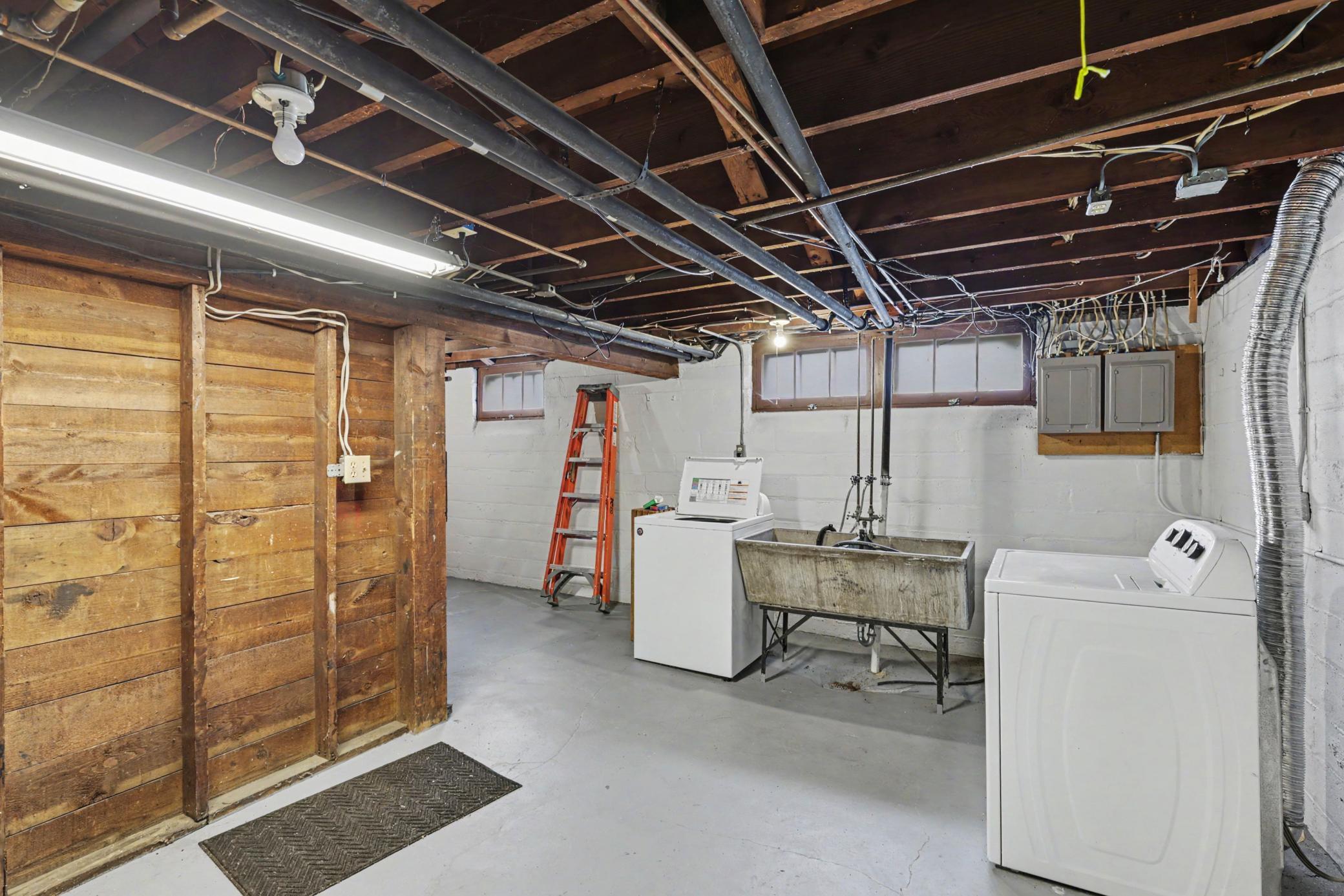 View of Residential Income at 595 Syndicate Street, Saint Paul MN 55104, Saint Paul (34 of 40) - Mike Wilen | Minnesota Team Real Estate