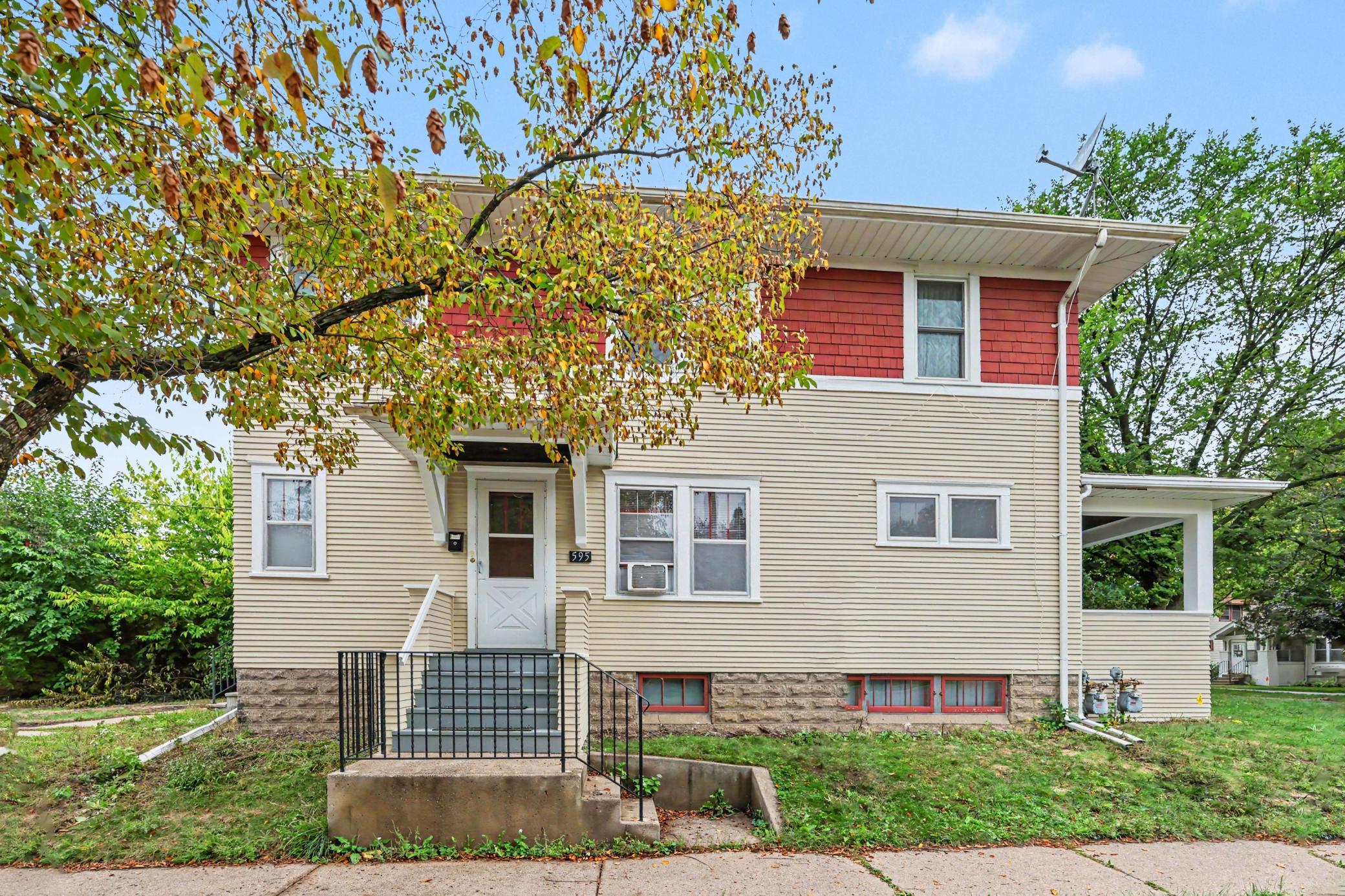 View of Residential Income at 595 Syndicate Street, Saint Paul MN 55104, Saint Paul (16 of 40) - Mike Wilen | Minnesota Team Real Estate