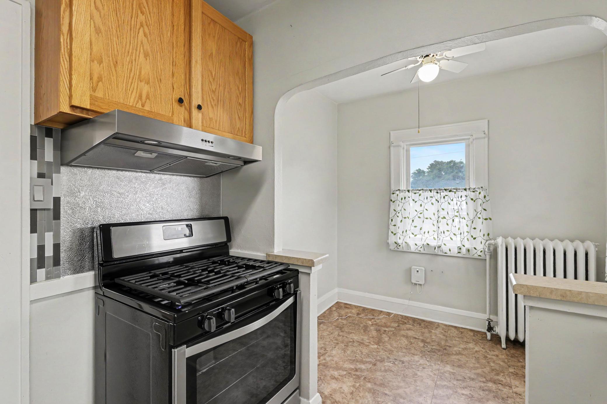 View of Residential Income at 595 Syndicate Street, Saint Paul MN 55104, Saint Paul (24 of 40) - Mike Wilen | Minnesota Team Real Estate