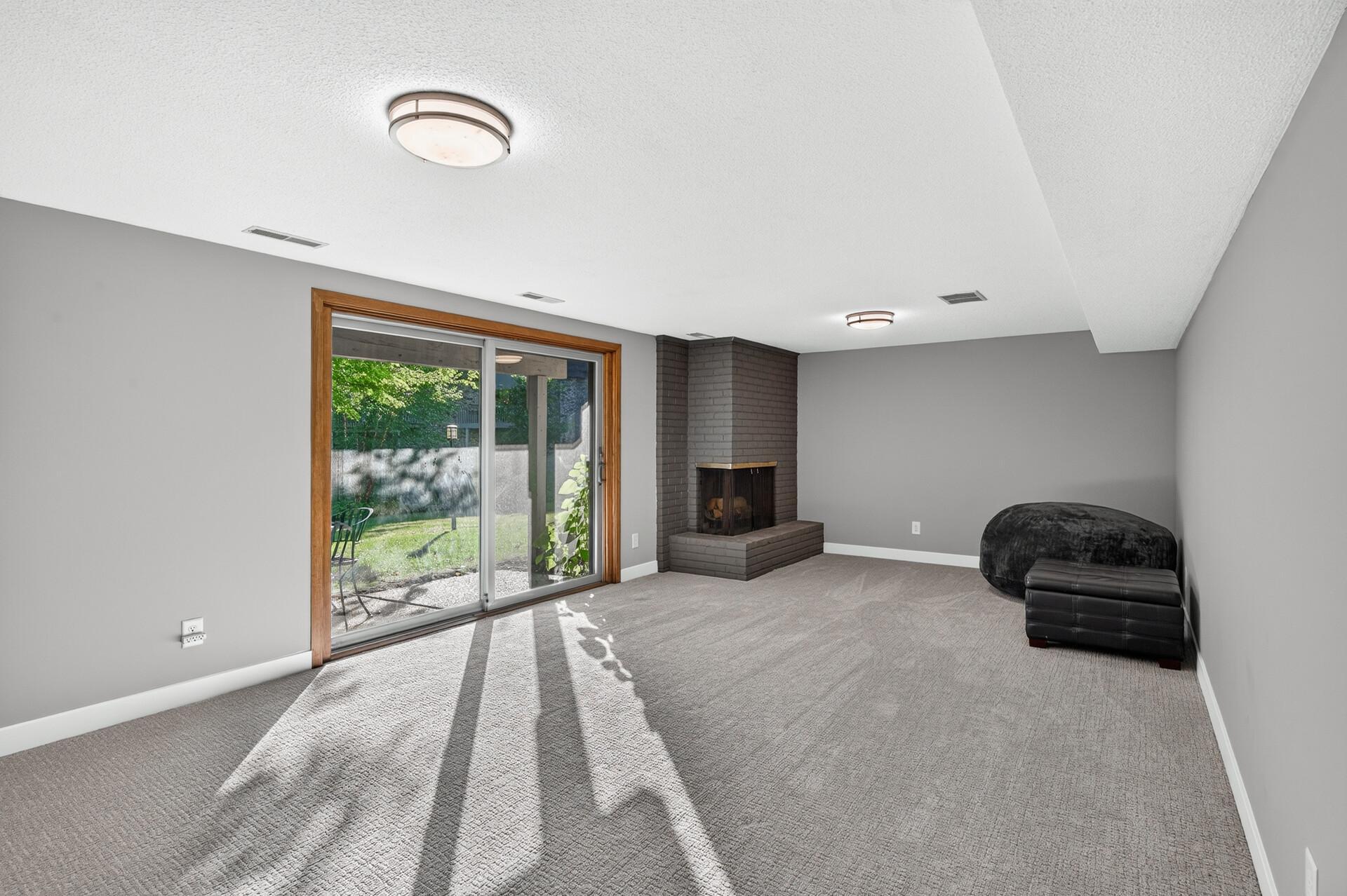 View of Residential at 10251 Berkshire Road, Bloomington MN 55437, Bloomington (16 of 20) - Mike Wilen | Minnesota Team Real Estate