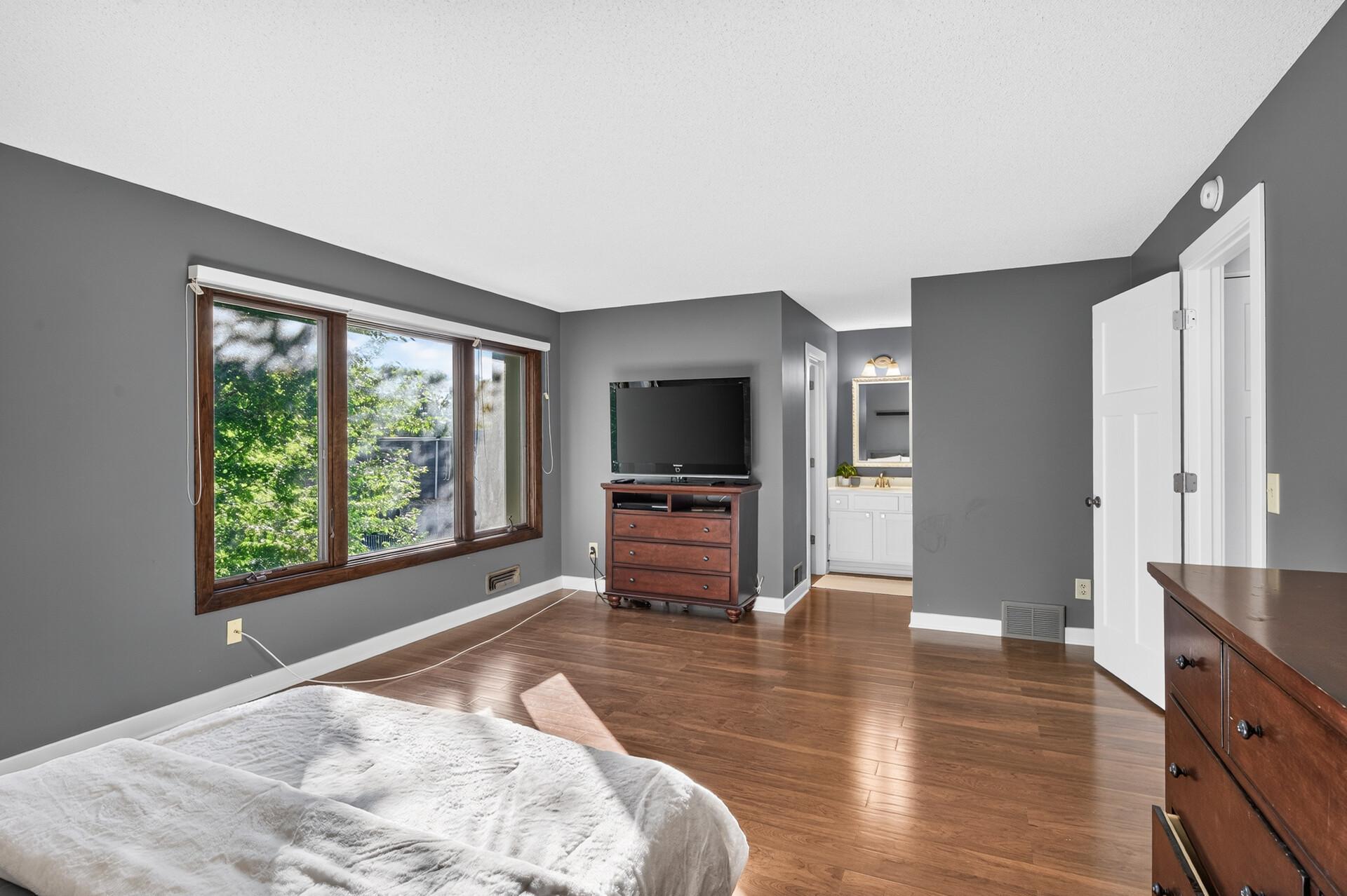 View of Residential at 10251 Berkshire Road, Bloomington MN 55437, Bloomington (11 of 20) - Mike Wilen | Minnesota Team Real Estate