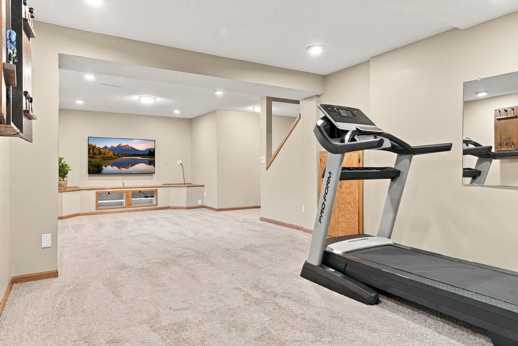View of Residential at 4875 Cottonwood Lane, Plymouth MN 55442, Plymouth (32 of 47) - Mike Wilen | Minnesota Team Real Estate