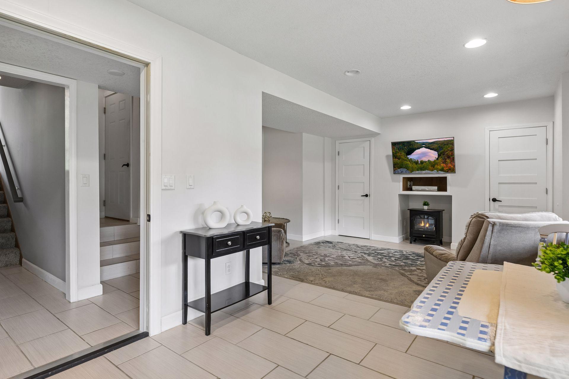 View of Residential at 854 Palm Court, Maplewood MN 55109, Maplewood (28 of 48) - Mike Wilen | Minnesota Team Real Estate