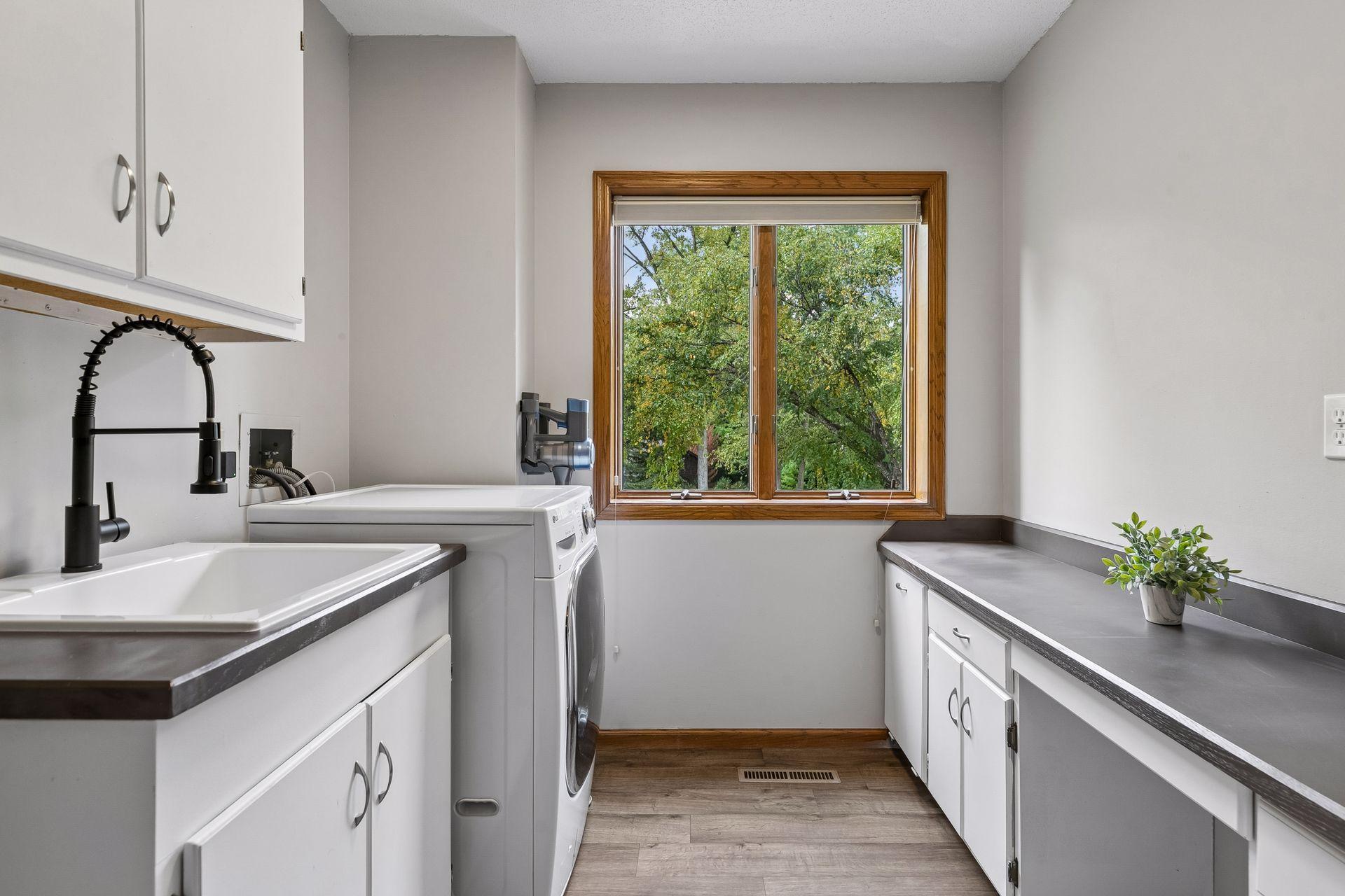 View of Residential at 854 Palm Court, Maplewood MN 55109, Maplewood (27 of 48) - Mike Wilen | Minnesota Team Real Estate