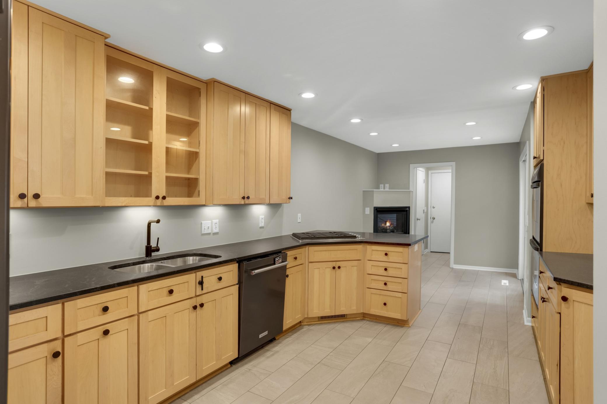 View of Residential at 7 Wellesley Place, Edina MN 55436, Edina (3 of 40) - Mike Wilen | Minnesota Team Real Estate